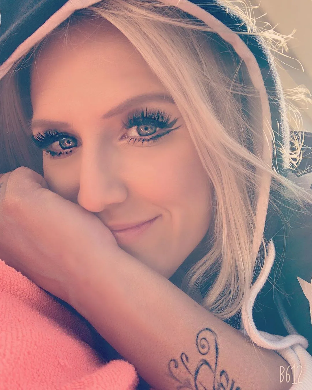 Zangeres Cascada positief getest op corona