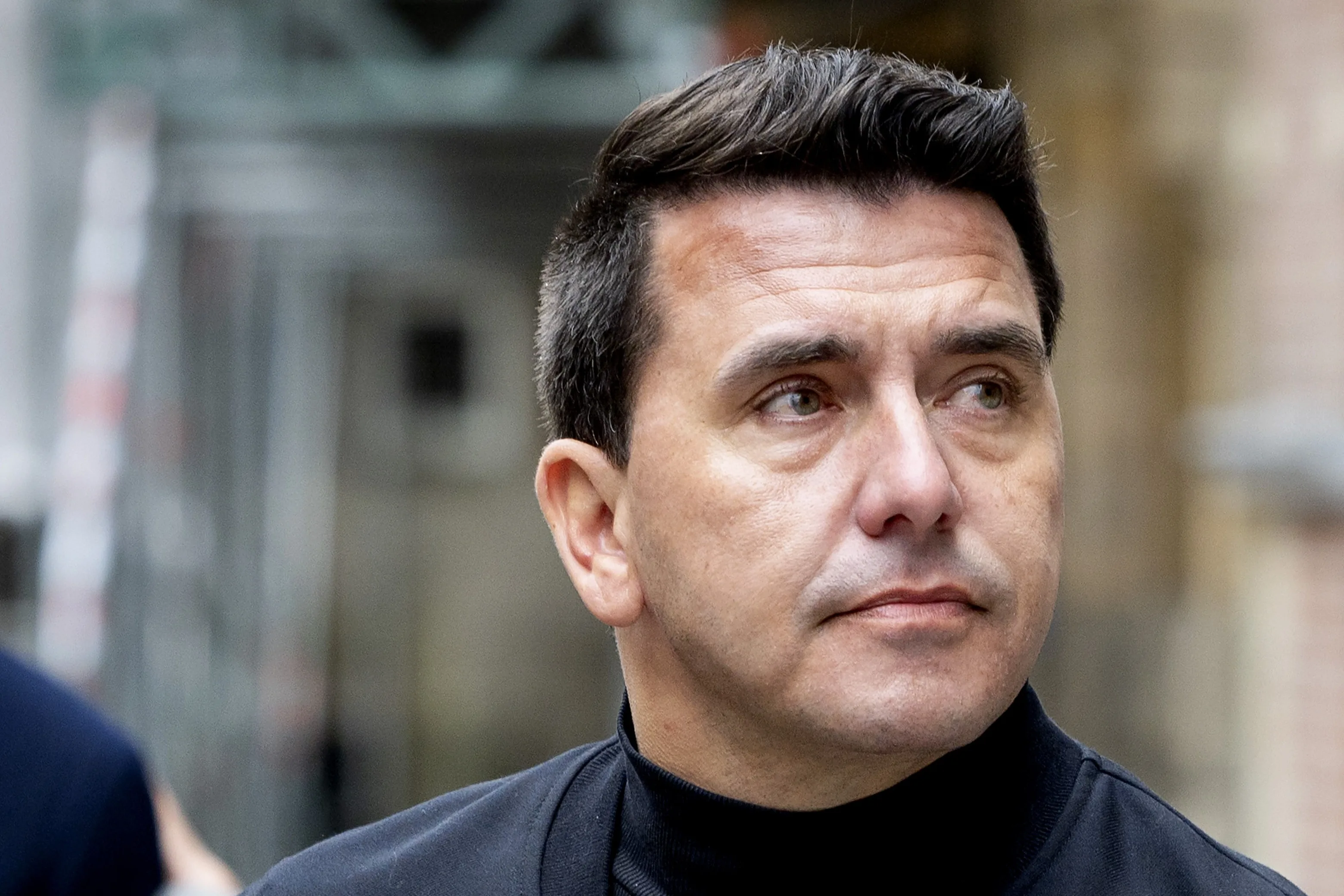 Bekend familielid reageert op hardnekkige liefdesgeruchten Jan Smit