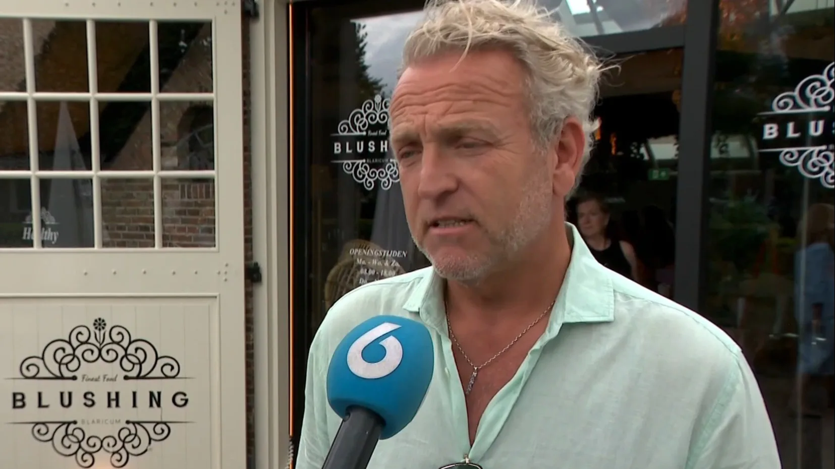 Gordon emotioneel na uitlachen