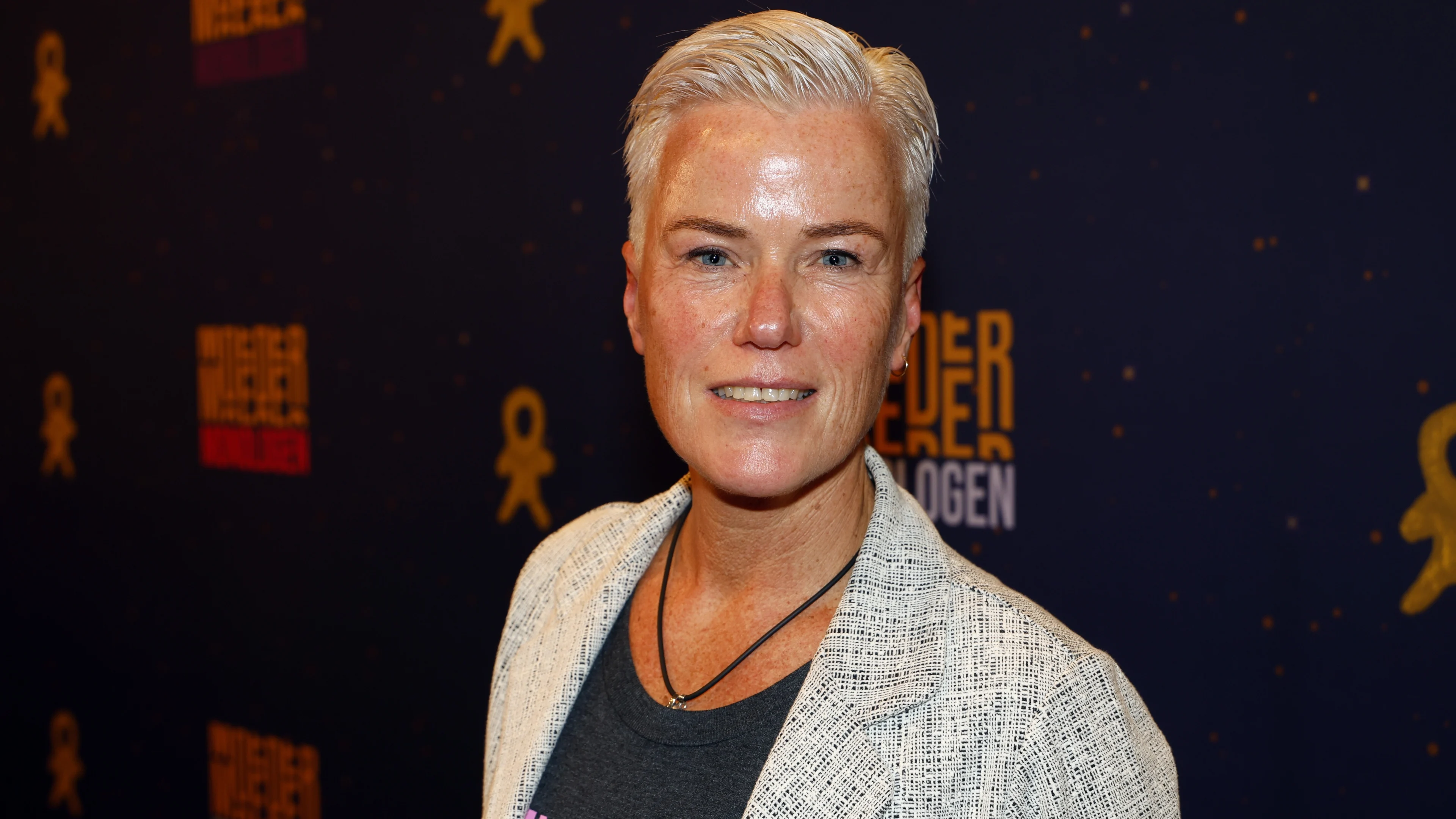 Ellie Lust in de wolken: 'Welkom mooi meisje'