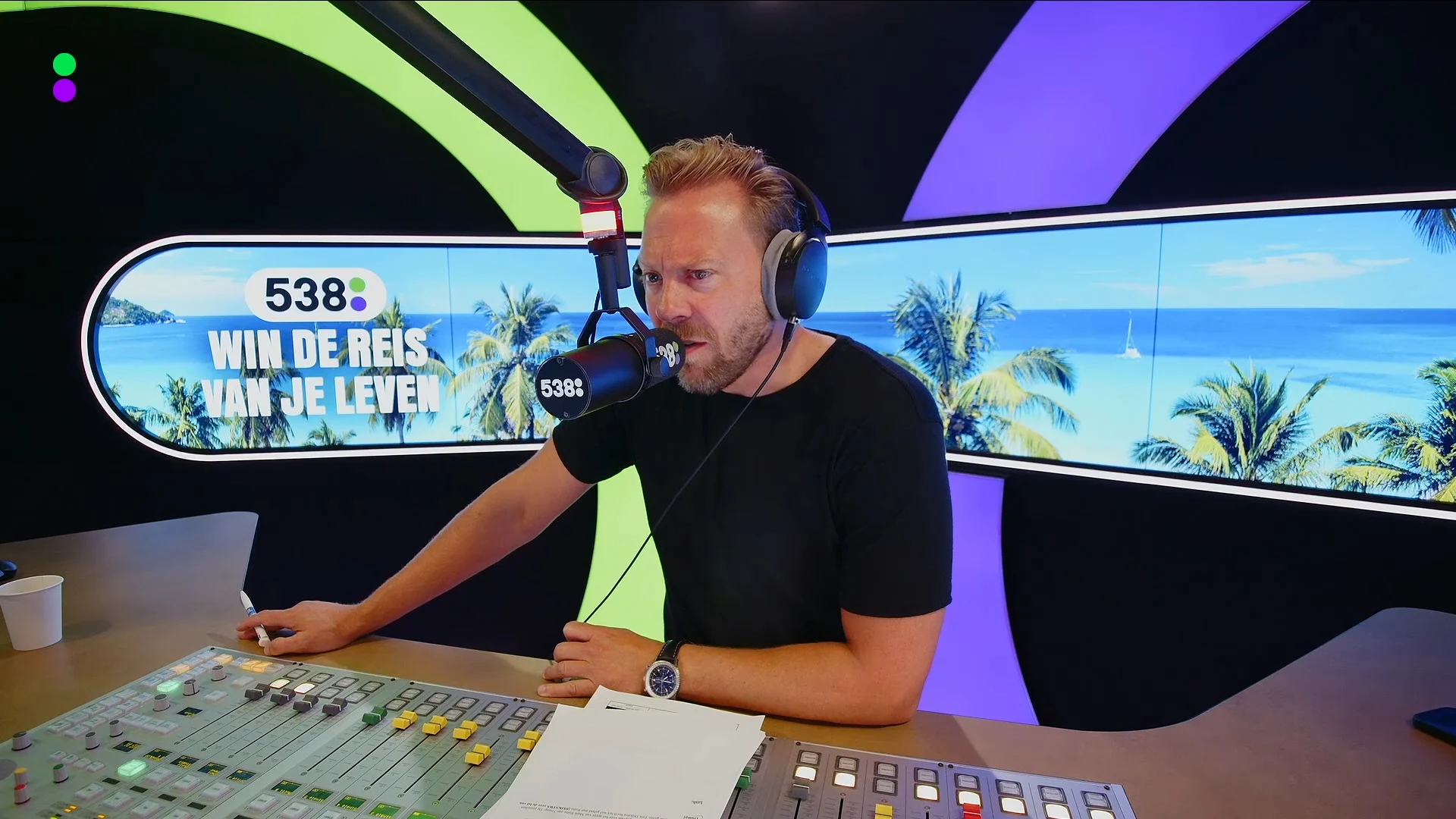 Oos Kesbeke keek met trots naar het bord van wereldleiders