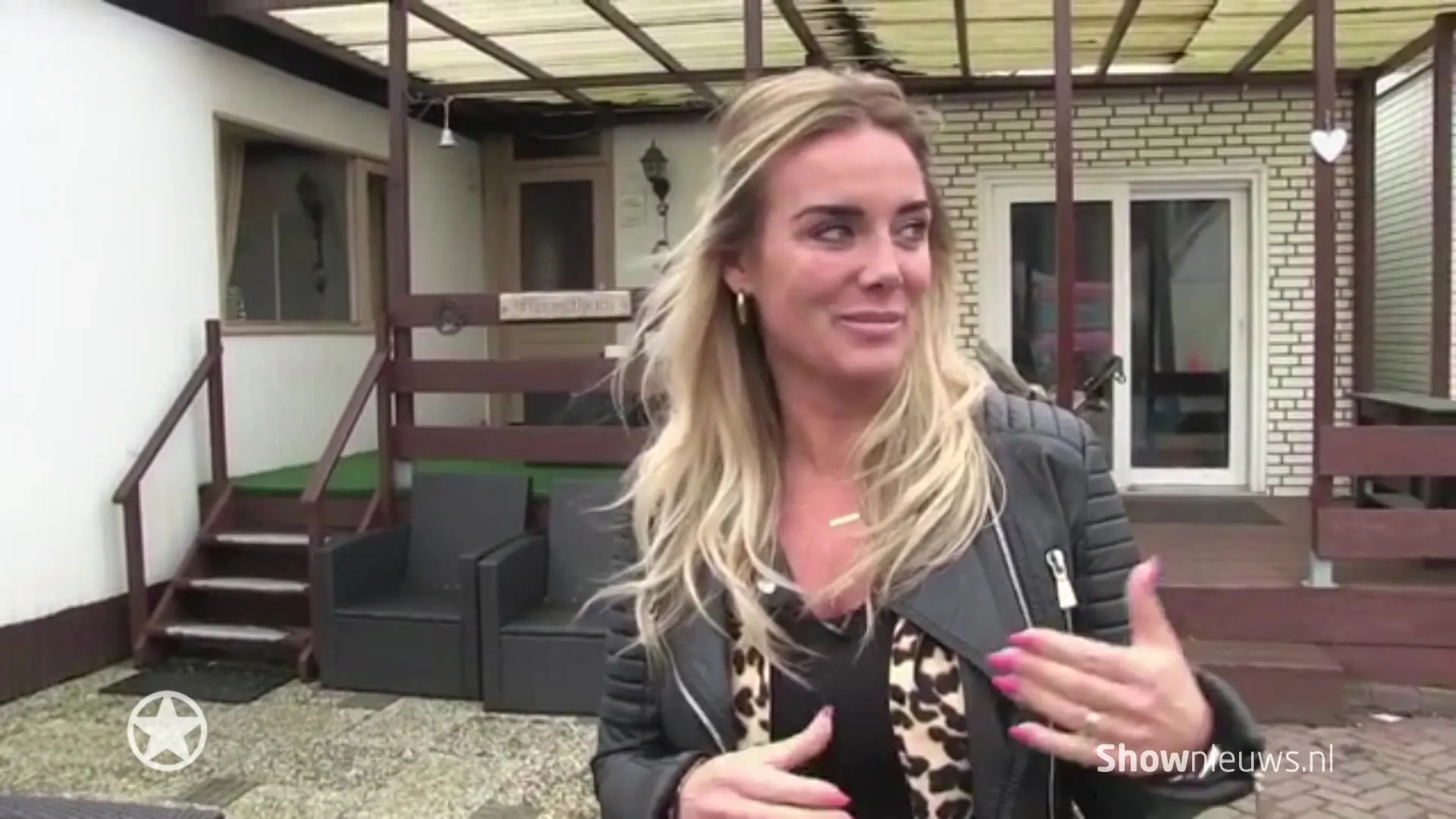 Monique ervaart 'onmenselijk pijn' na overlijden hond