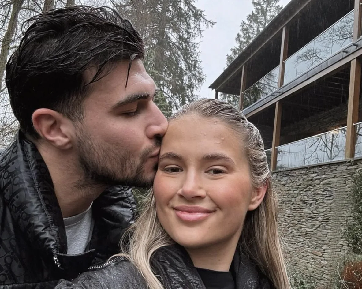 Love Island-Molly Mae en Tommy uit elkaar: 'Niet verwacht op deze manier' 