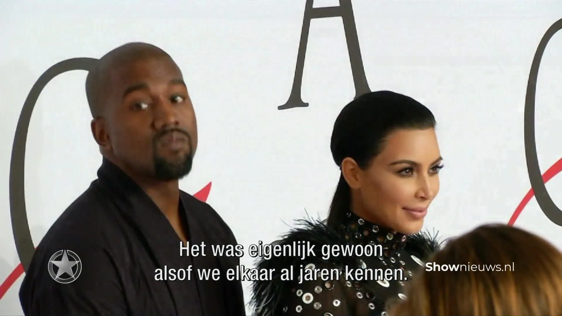 En zo zit je dan ineens naast Kanye West in het vliegtuig!