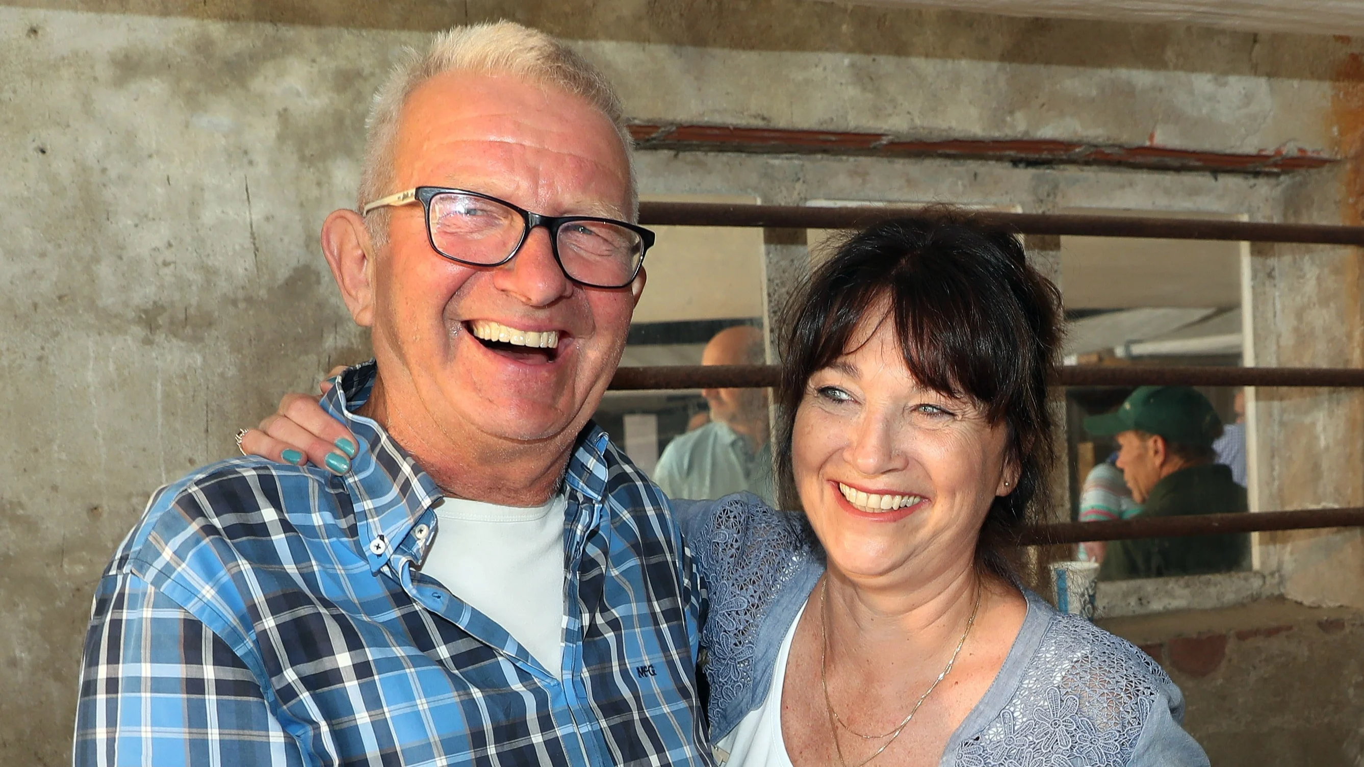 Verlamde Boer zoekt vrouw-Geert in diepste geheim terug naar Nederland