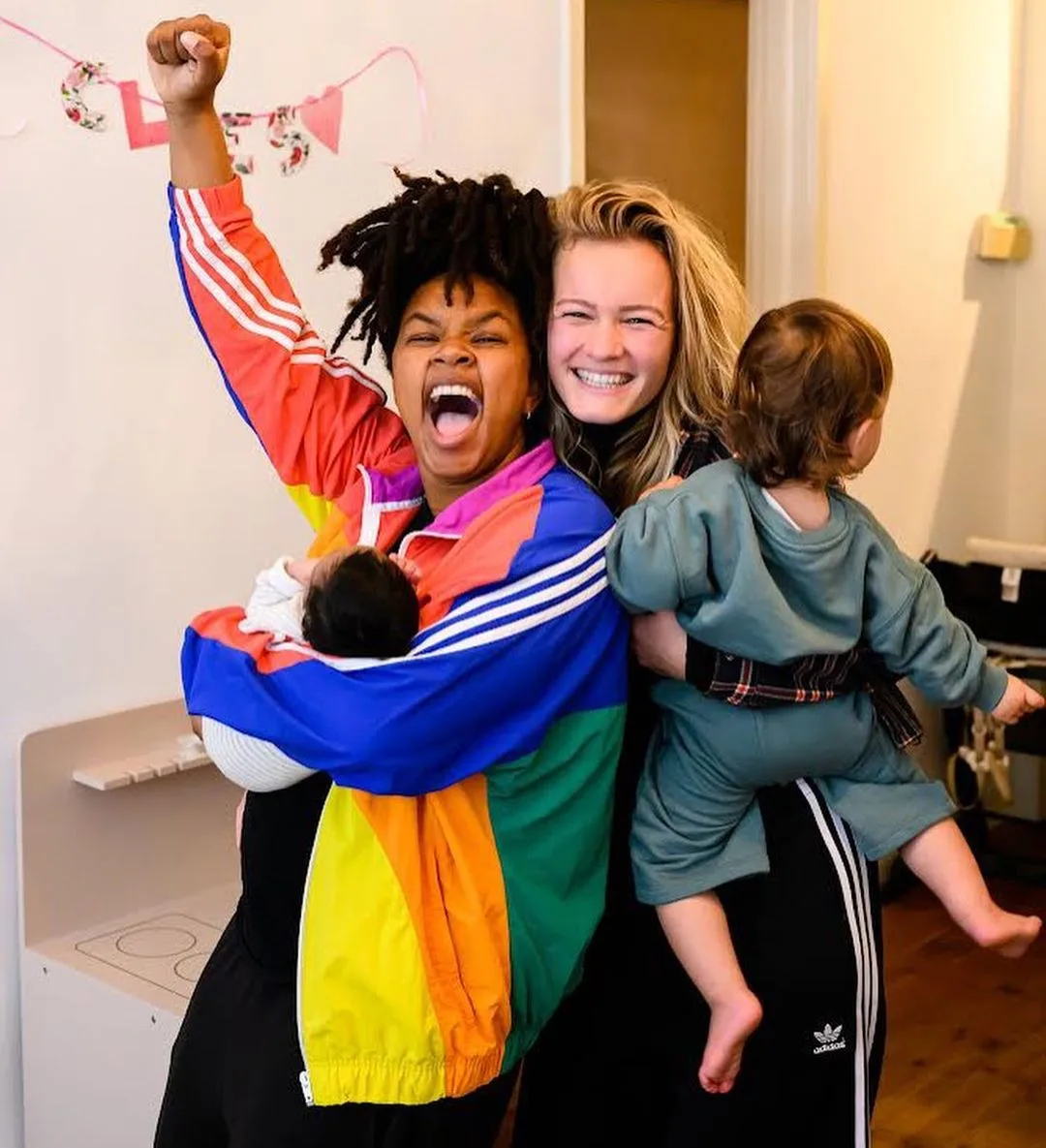 Gezinsgeluk voor zangeres Shary-An 