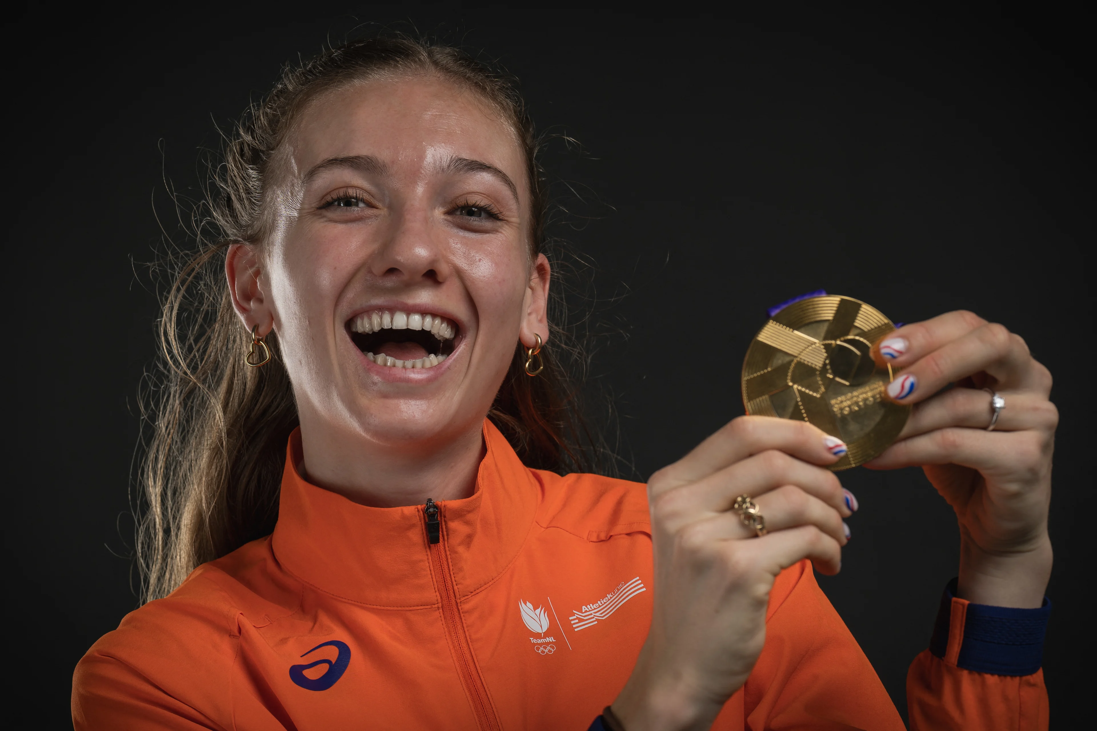 Topatlete Femke Broeders-Bol deelt heuglijk nieuws vlak na huwelijk