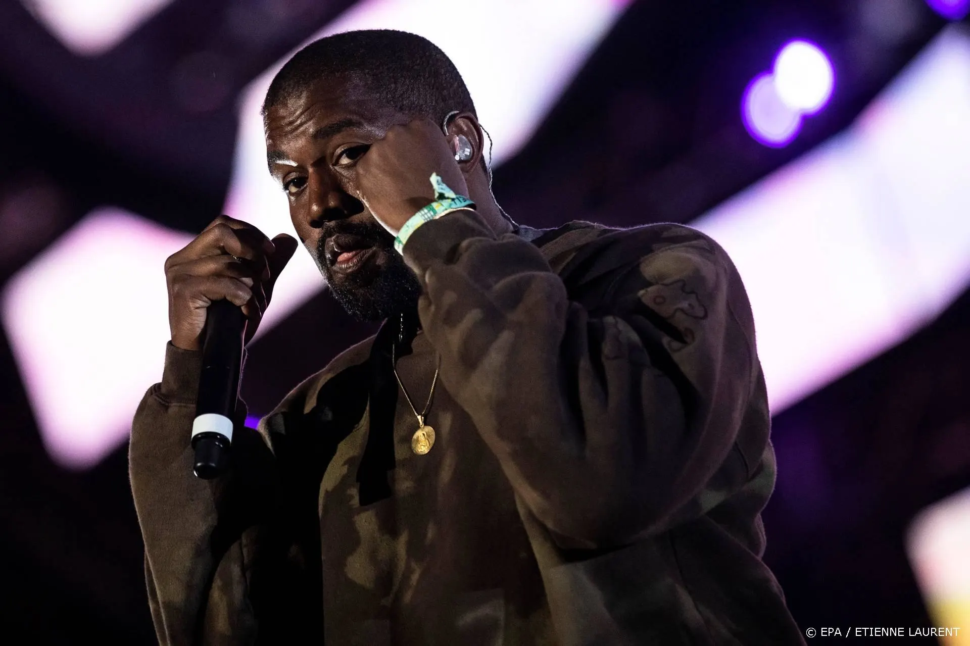 Kanye gaat voor het eerst in zijn leven stemmen