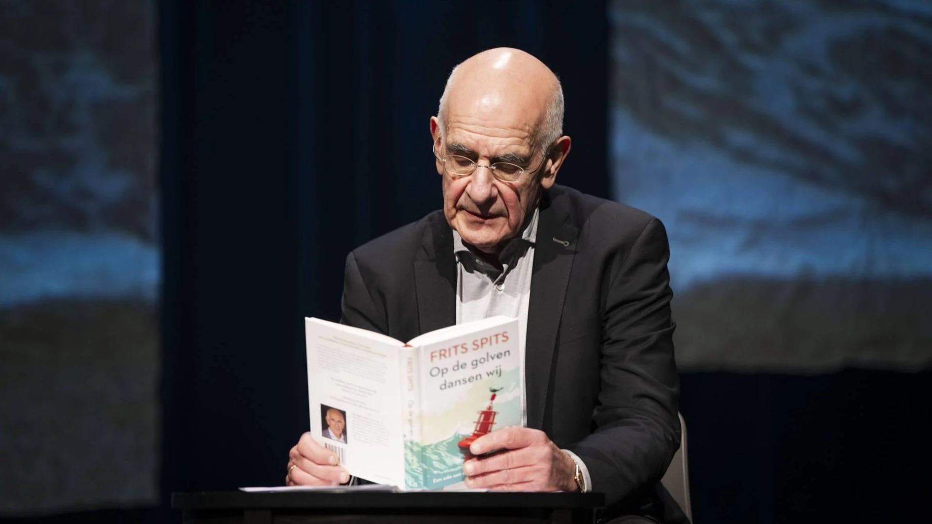 Frits Spits kondigt nóg een afscheid aan