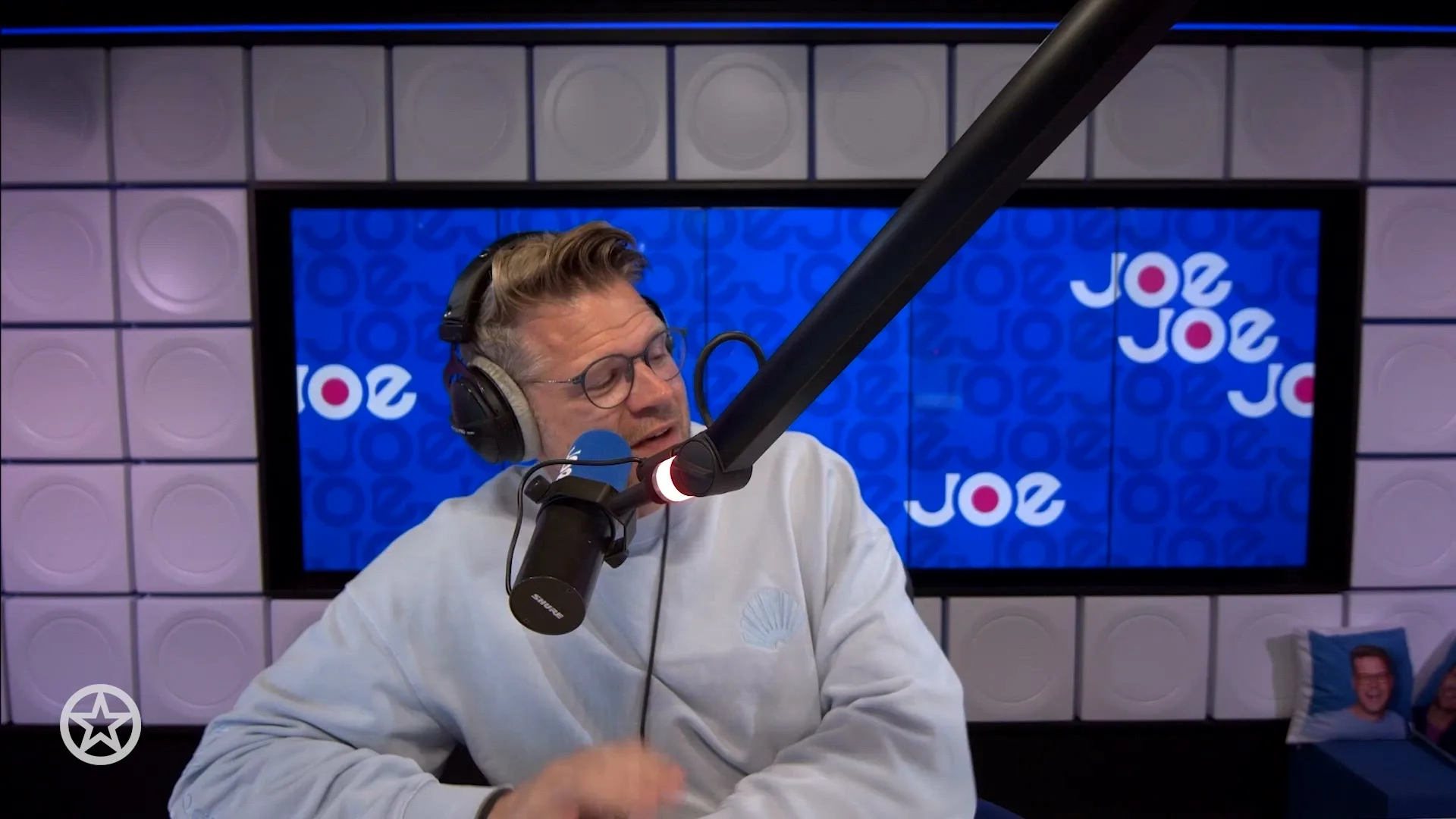 Sander mist afspraak door experiment zonder telefoon