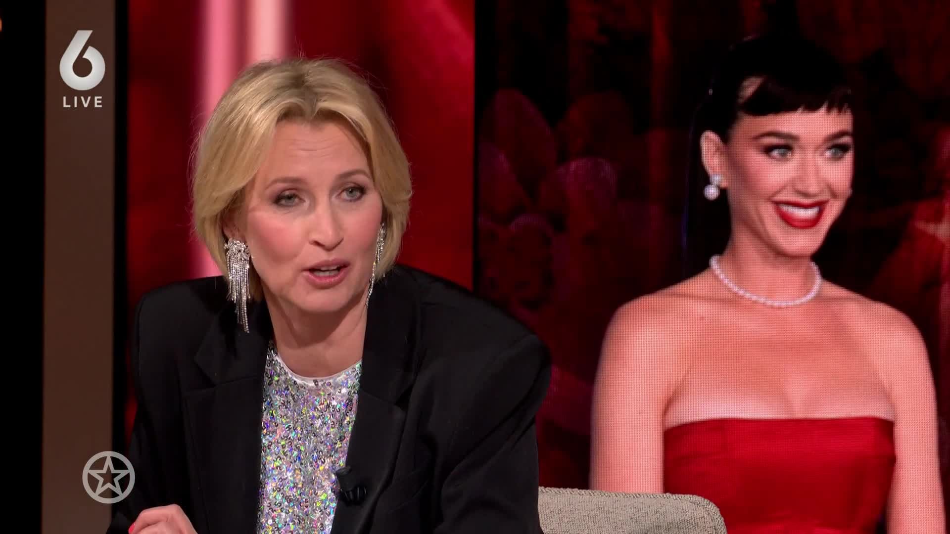 Katy Perry trekt de aandacht op de rode loper