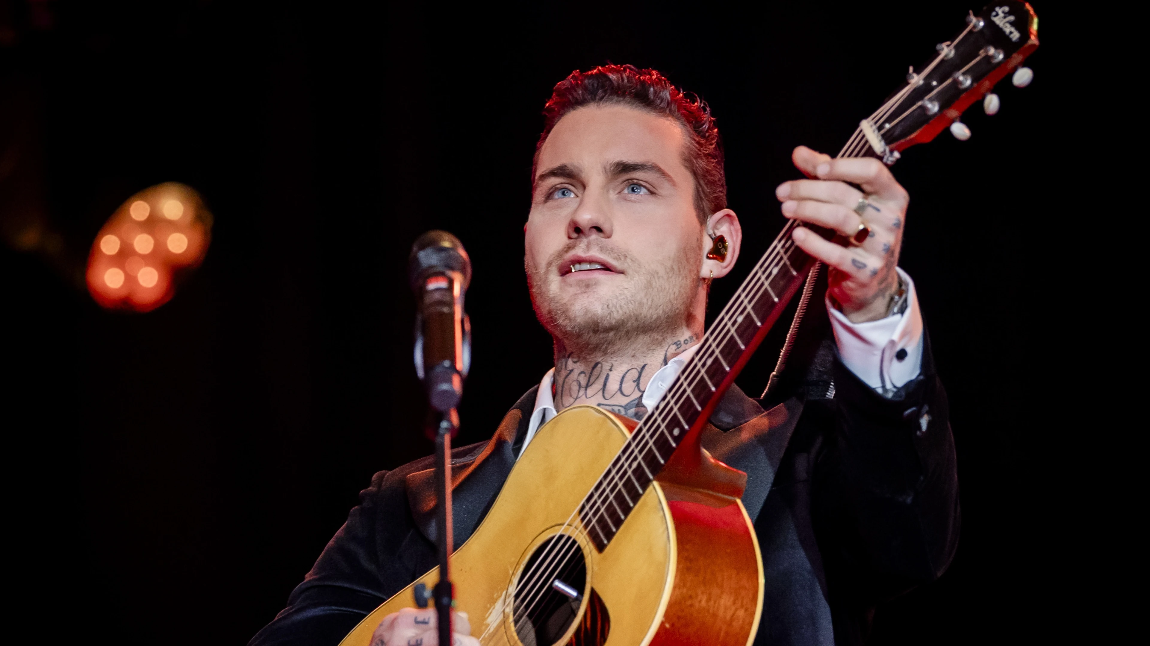 Douwe Bob verkoopt geliefde woning