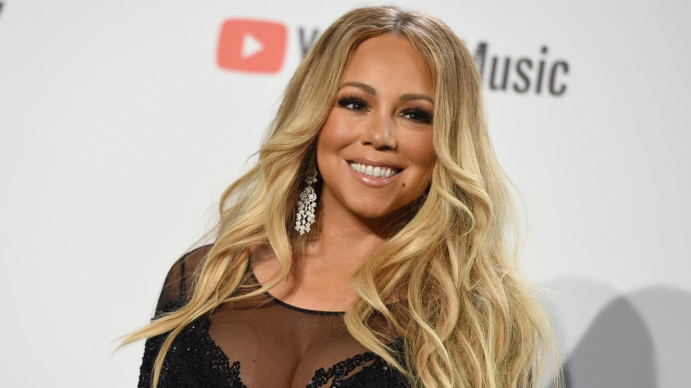OMG! Mariah Carey aangeklaagd door eigen zus