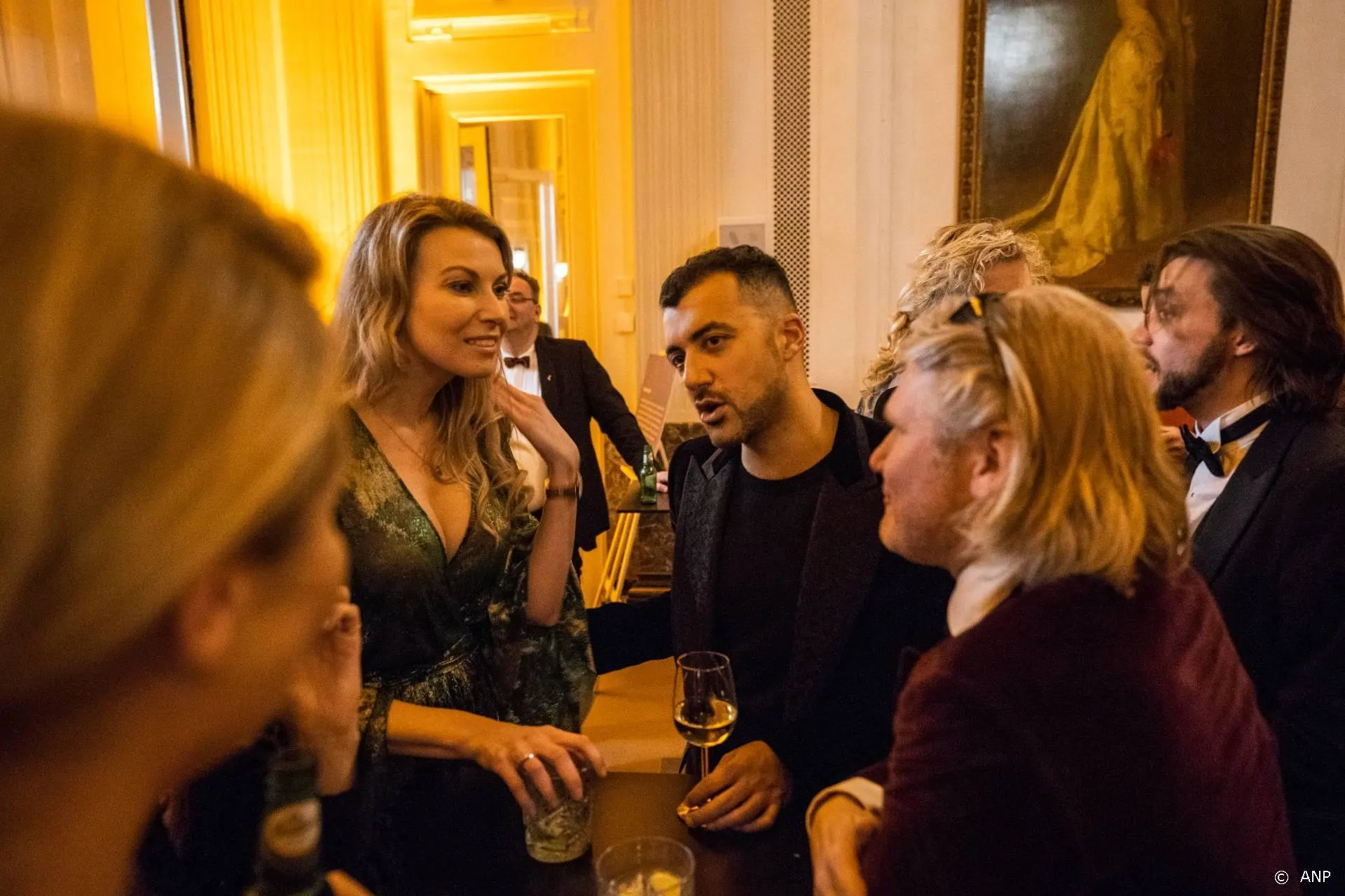 Georgina Verbaan bezorgd na coronavirus op Boekenbal