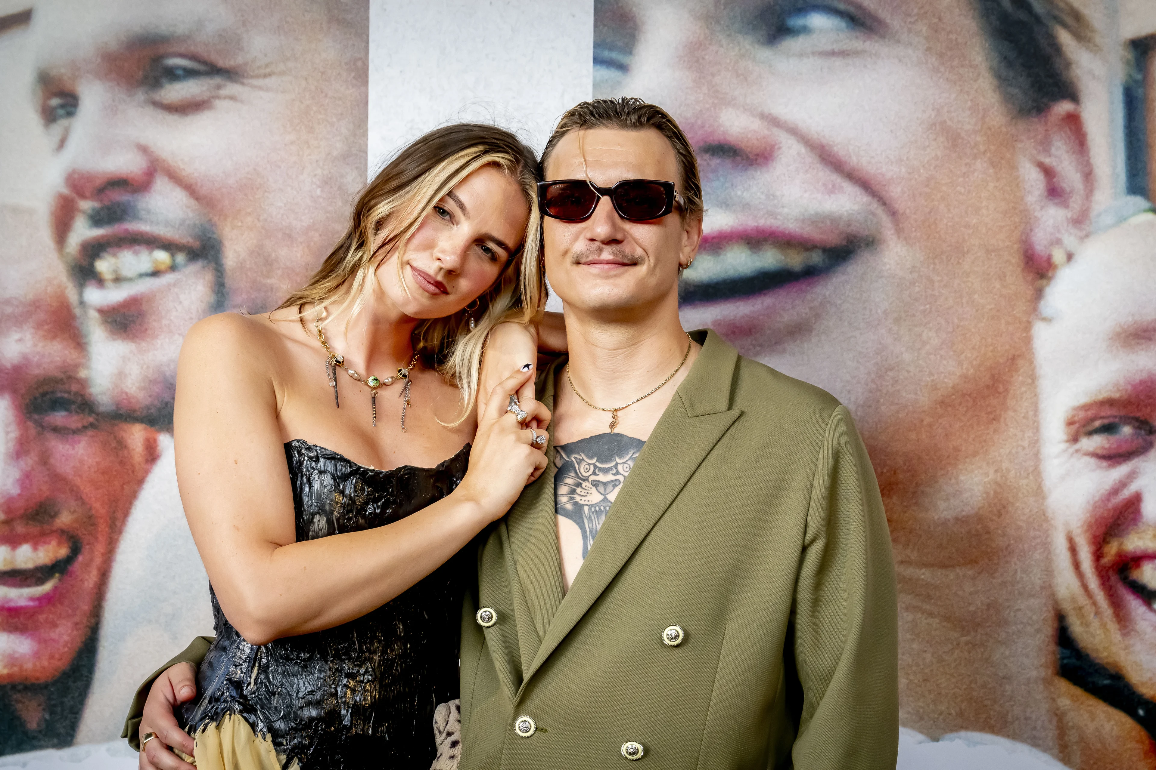 Langgekoesterde wens Maan en vriend gaat in vervulling