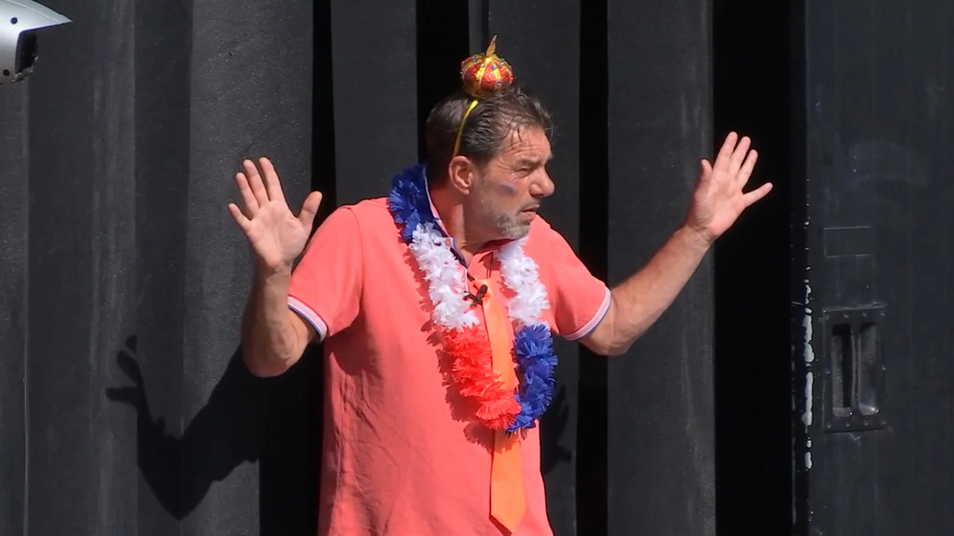 Geen extra muziek voor Robert en Perla!