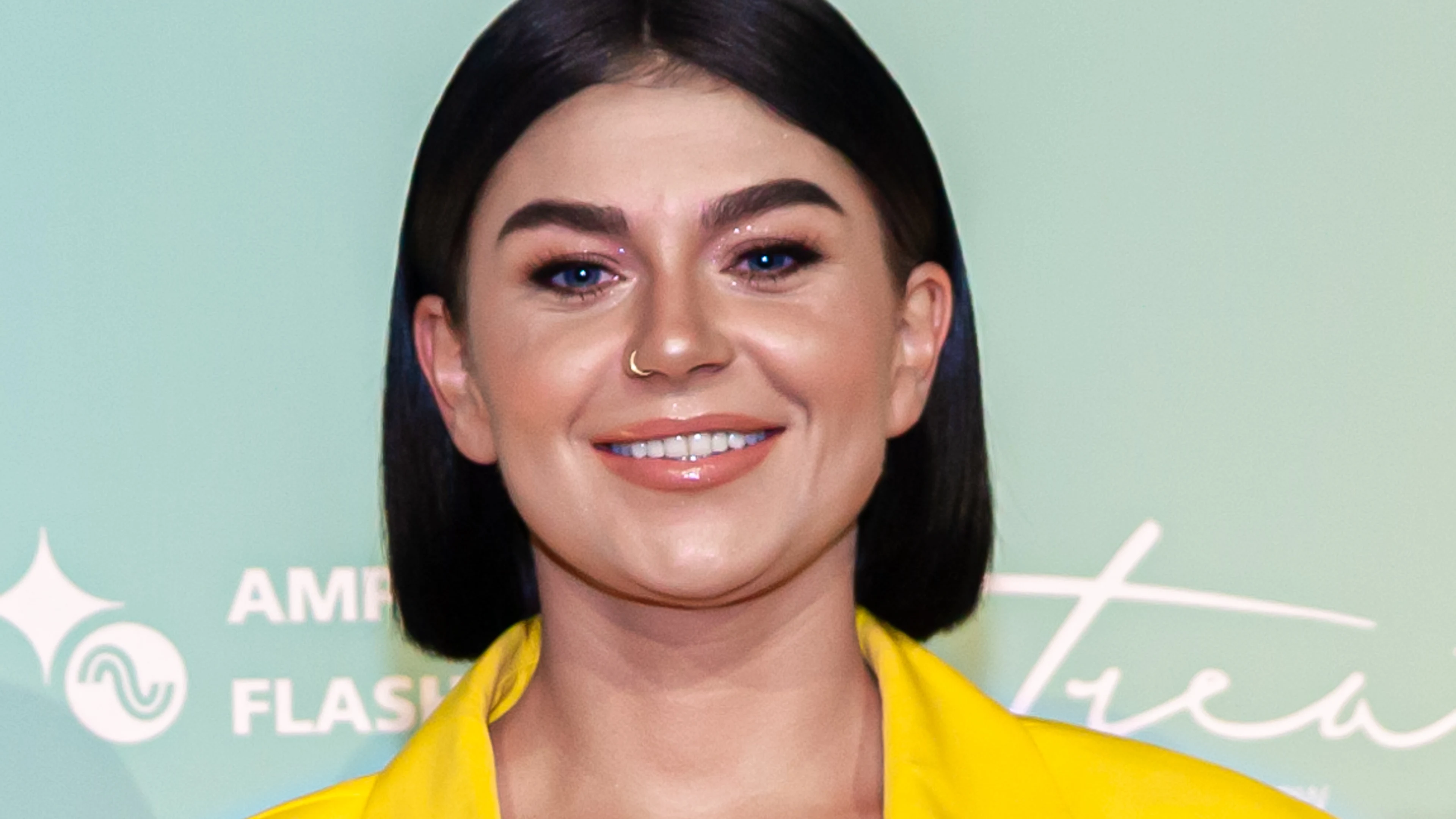 Zo gaat Roxeanne Hazes om met commotie rondom familie