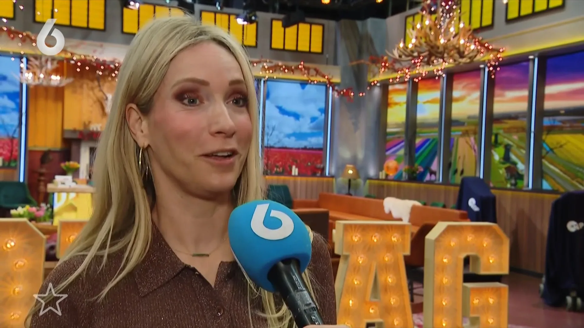 Hélène Hendriks wil meer vrouwen aan haar talkshowtafel