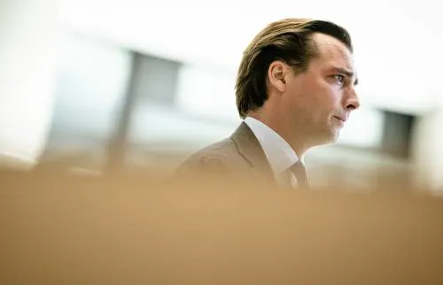 Tweede Kamer schorst Baudet 