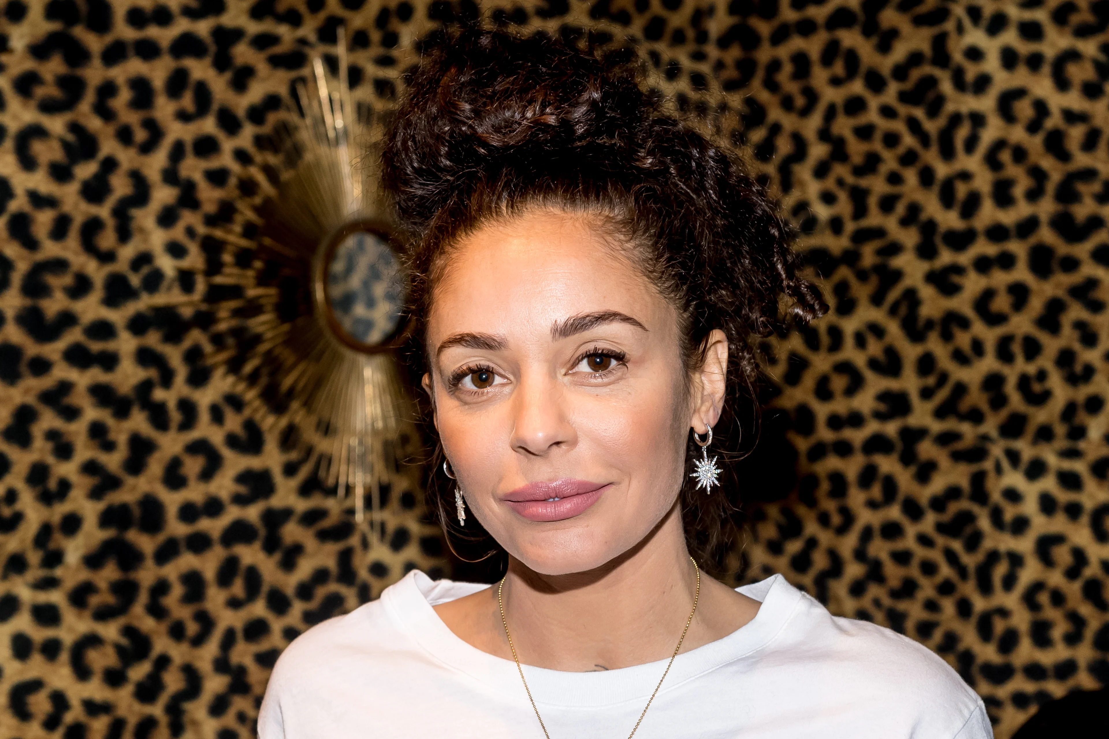 'Fajah Lourens weer vrijgezel'