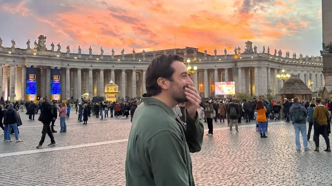 Bizarre mijlpaal voor zanger Dotan