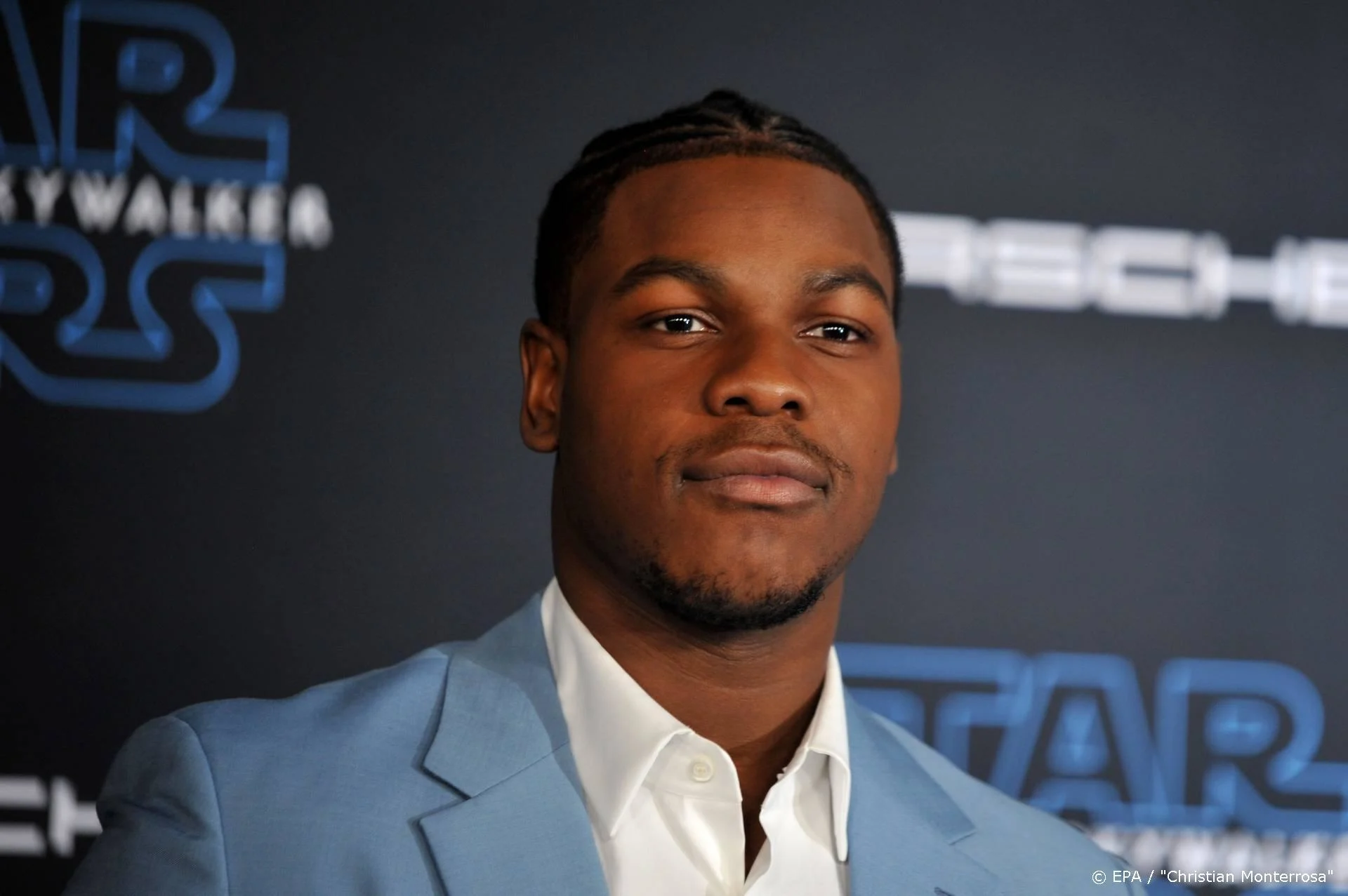 John Boyega haalt hard uit naar agenten Minneapolis