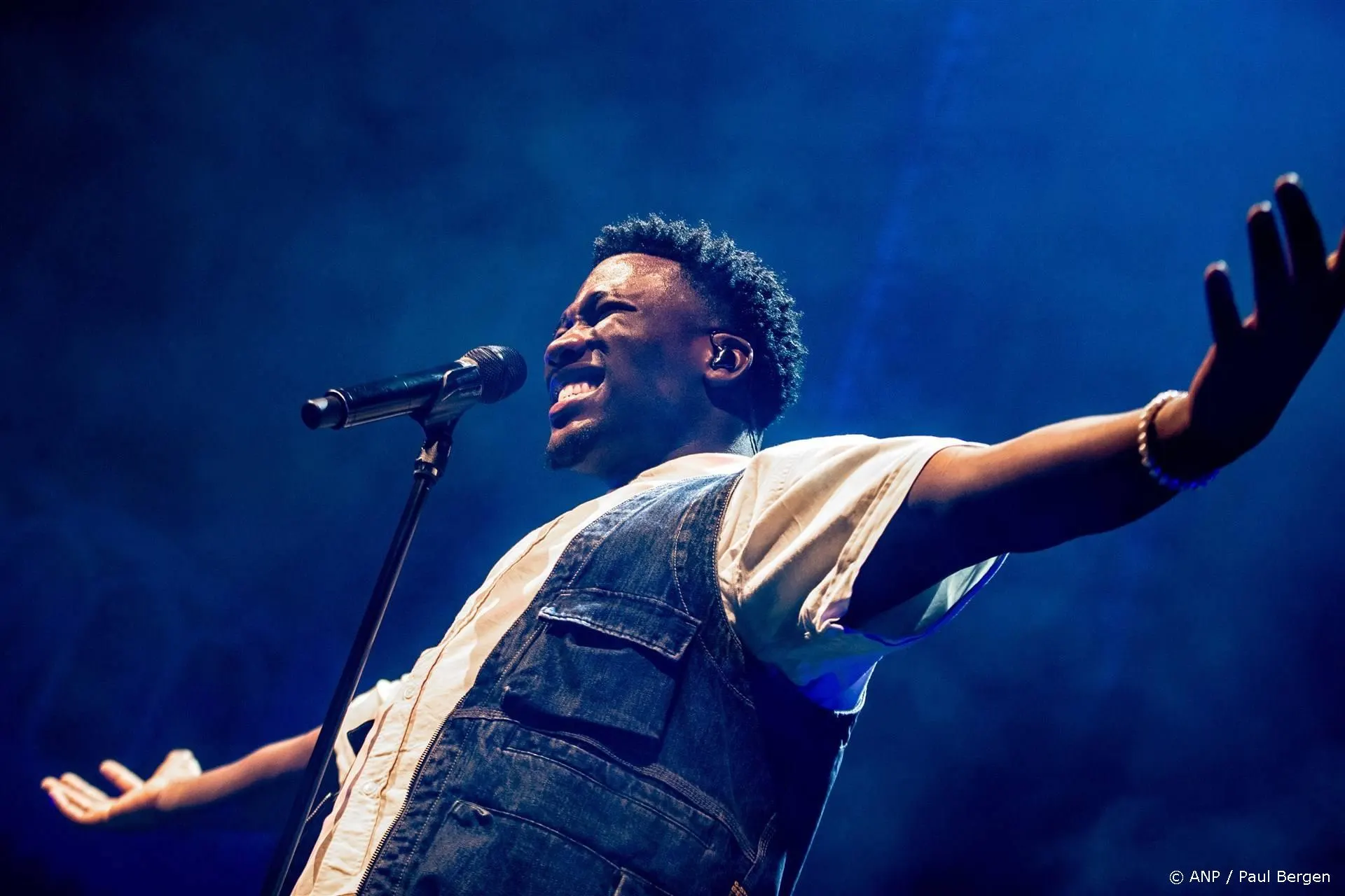 Claude kan zijn geluk niet op