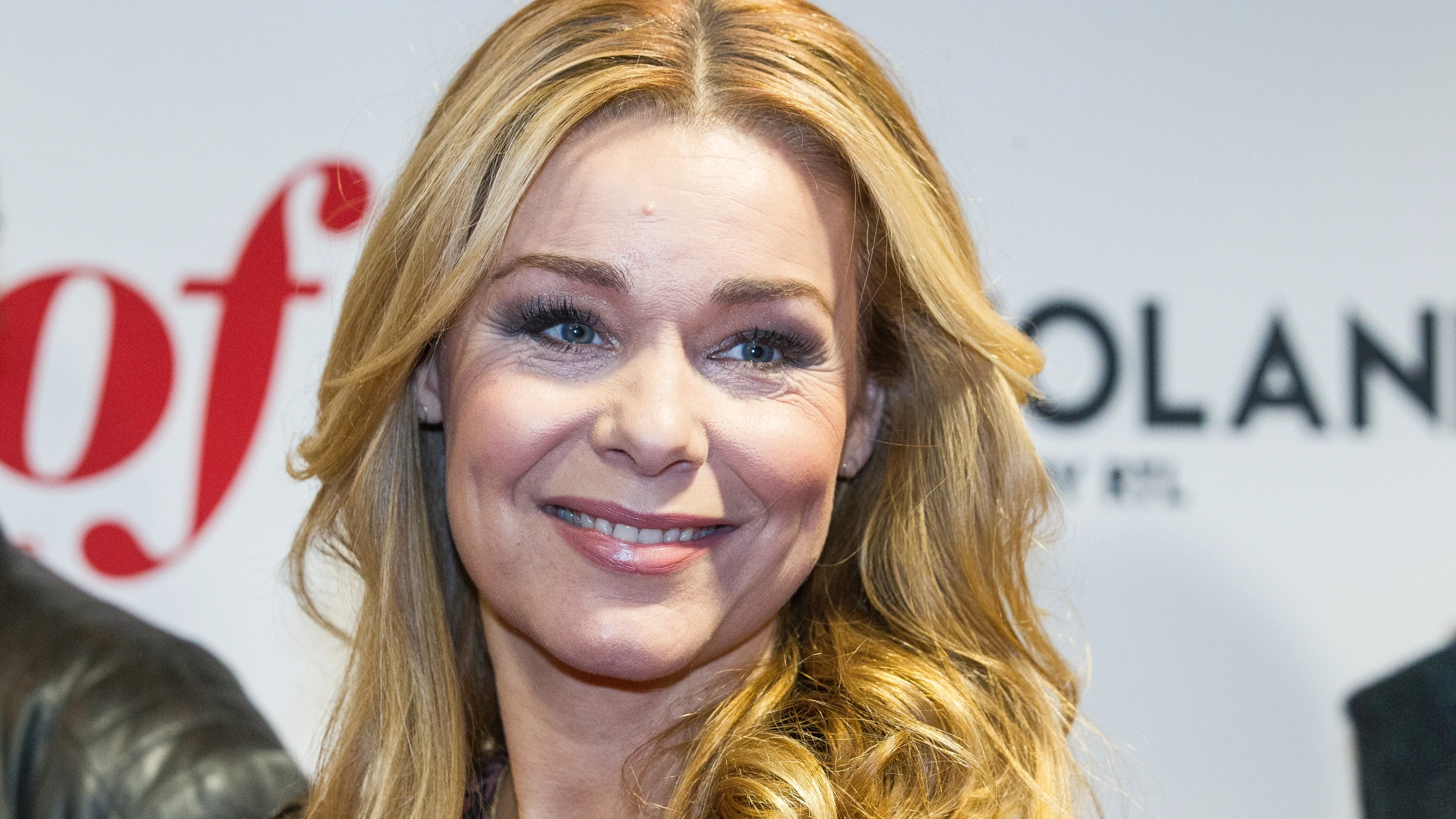 ZIEN: Froukje de Both deelt pikante beelden van Hugo Kennis