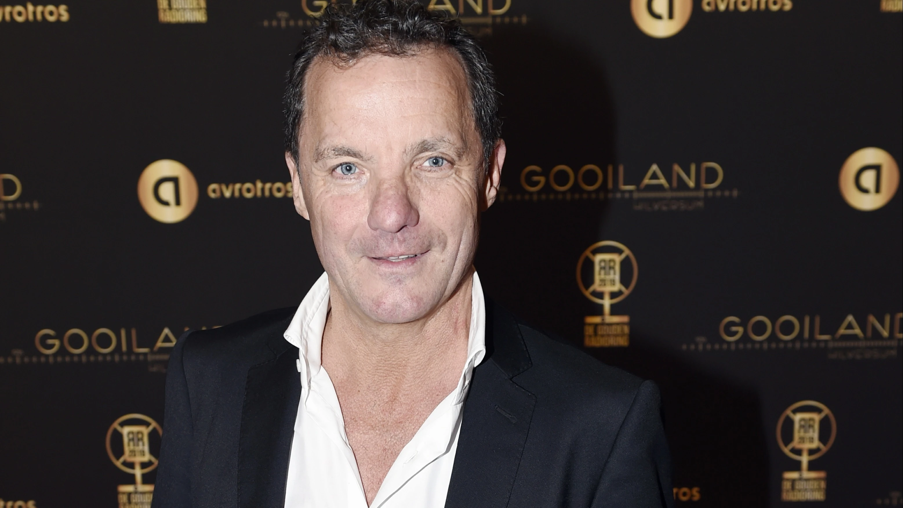 John de Bever viert verjaardag met nieuwe clip