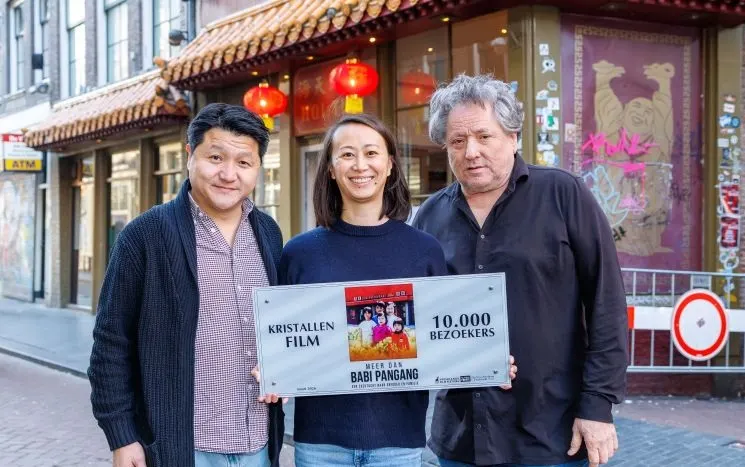 Grote opsteker voor Julie Ng na rel met Ruud de Wild