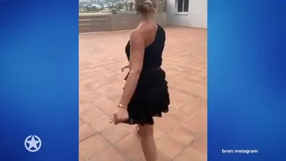 De kleine Jada dansend in Ibiza