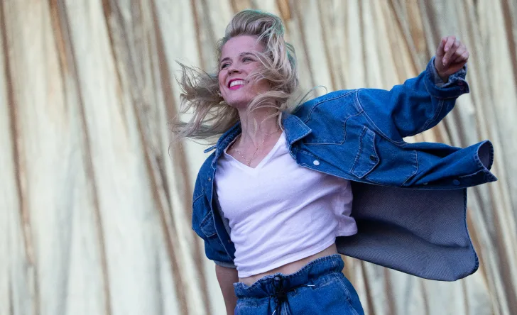 Opmerkelijk: Ilse kondigt nieuwe tourdata aan