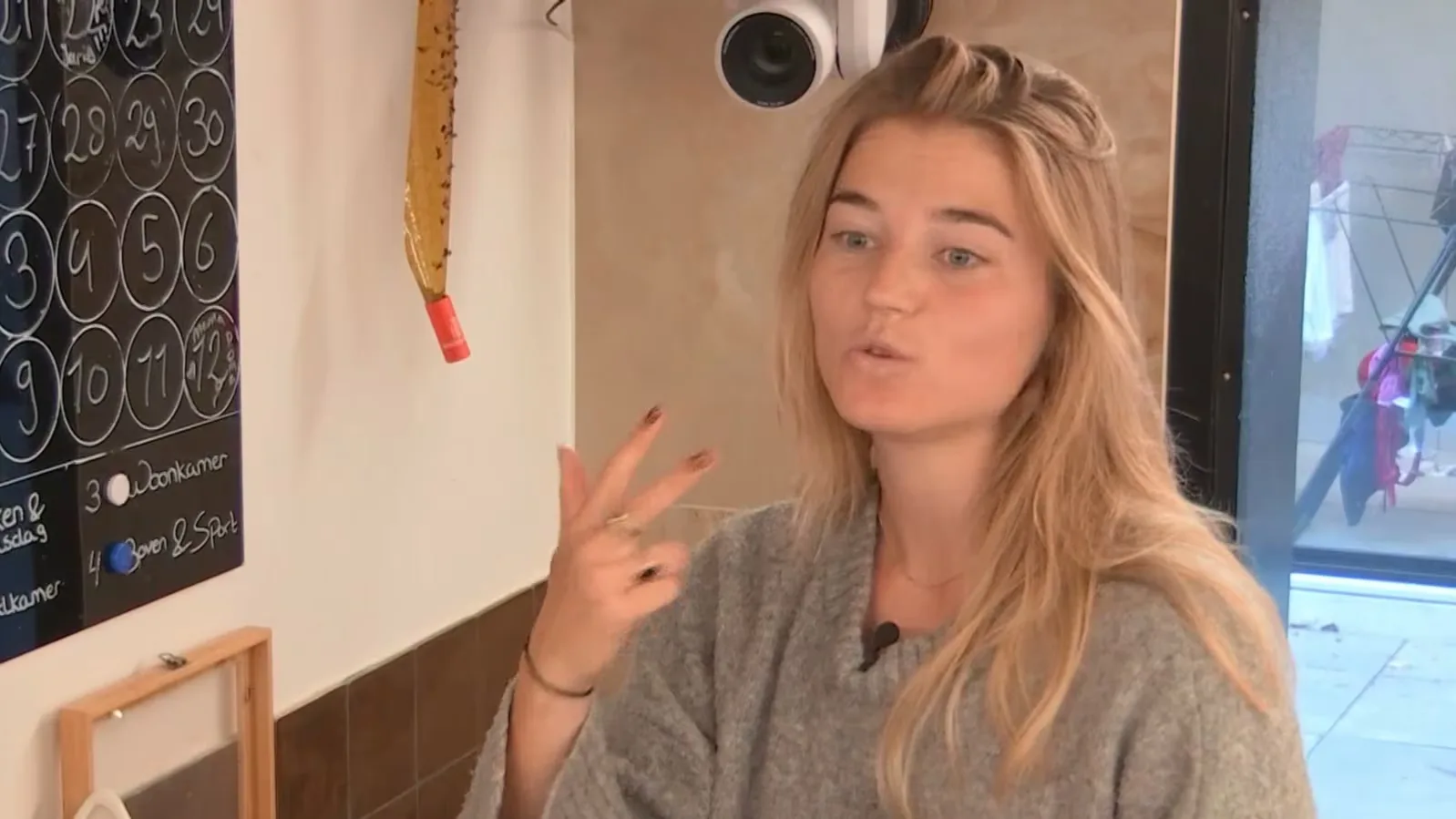Internet ontploft om gedrag Anouk in De Bondgenoten: 'Heb er geen woorden voor!'