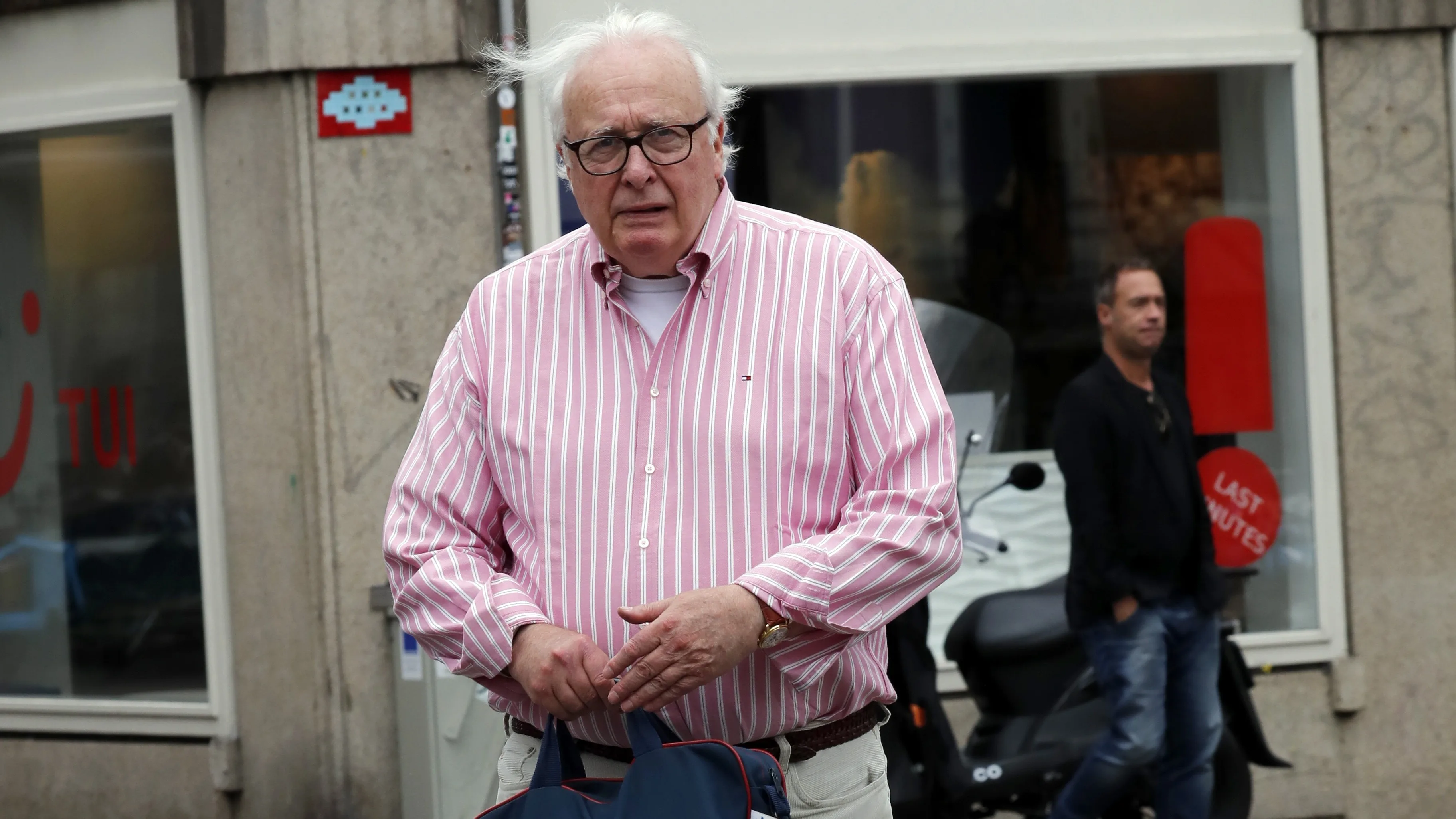 Mart Smeets geeft grensoverschrijdend gedrag toe