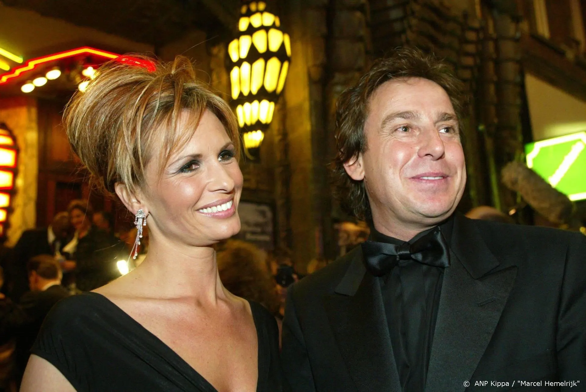 Kranten pakken uit met breuk Marco en Leontine