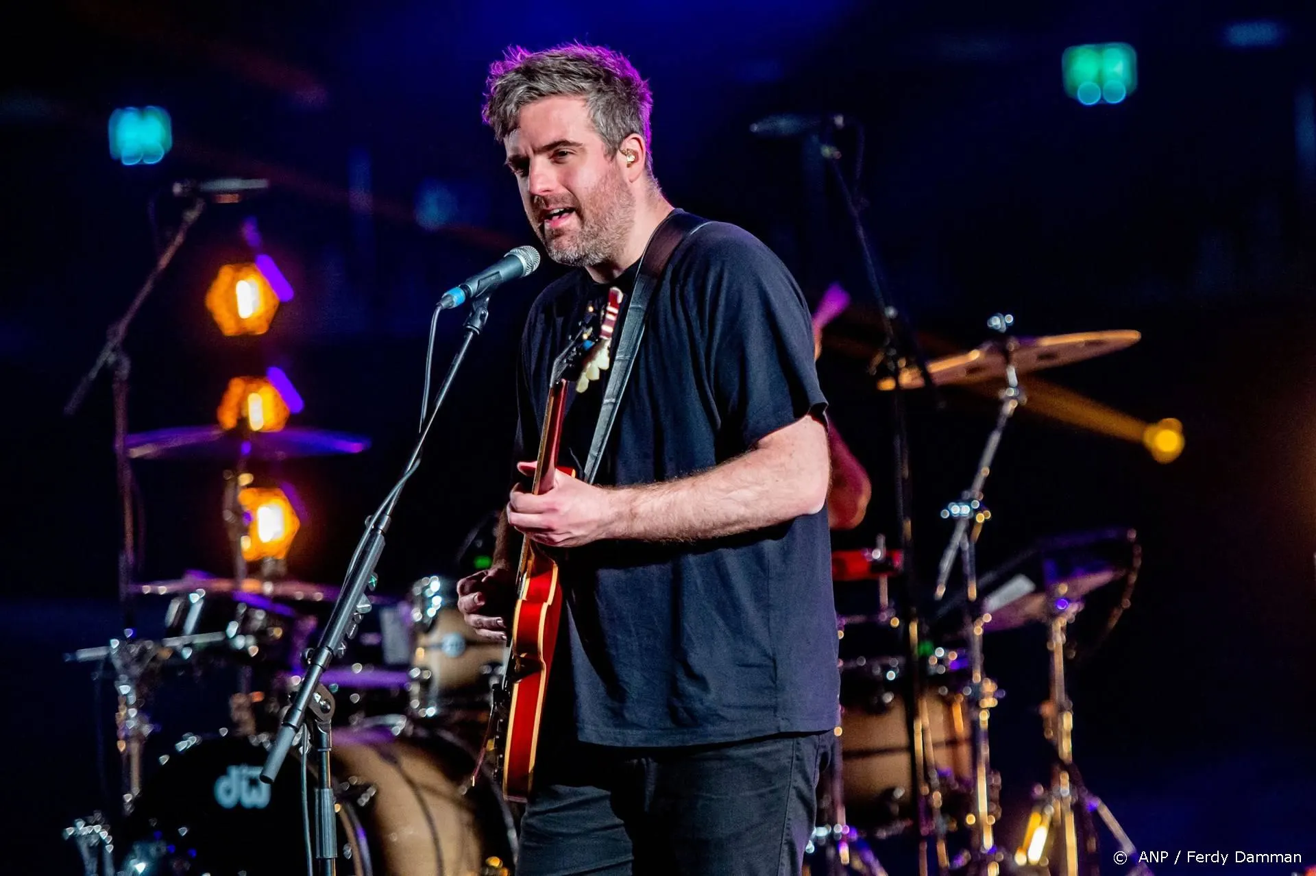 Kensington-lid bestolen van vier van zijn gitaren