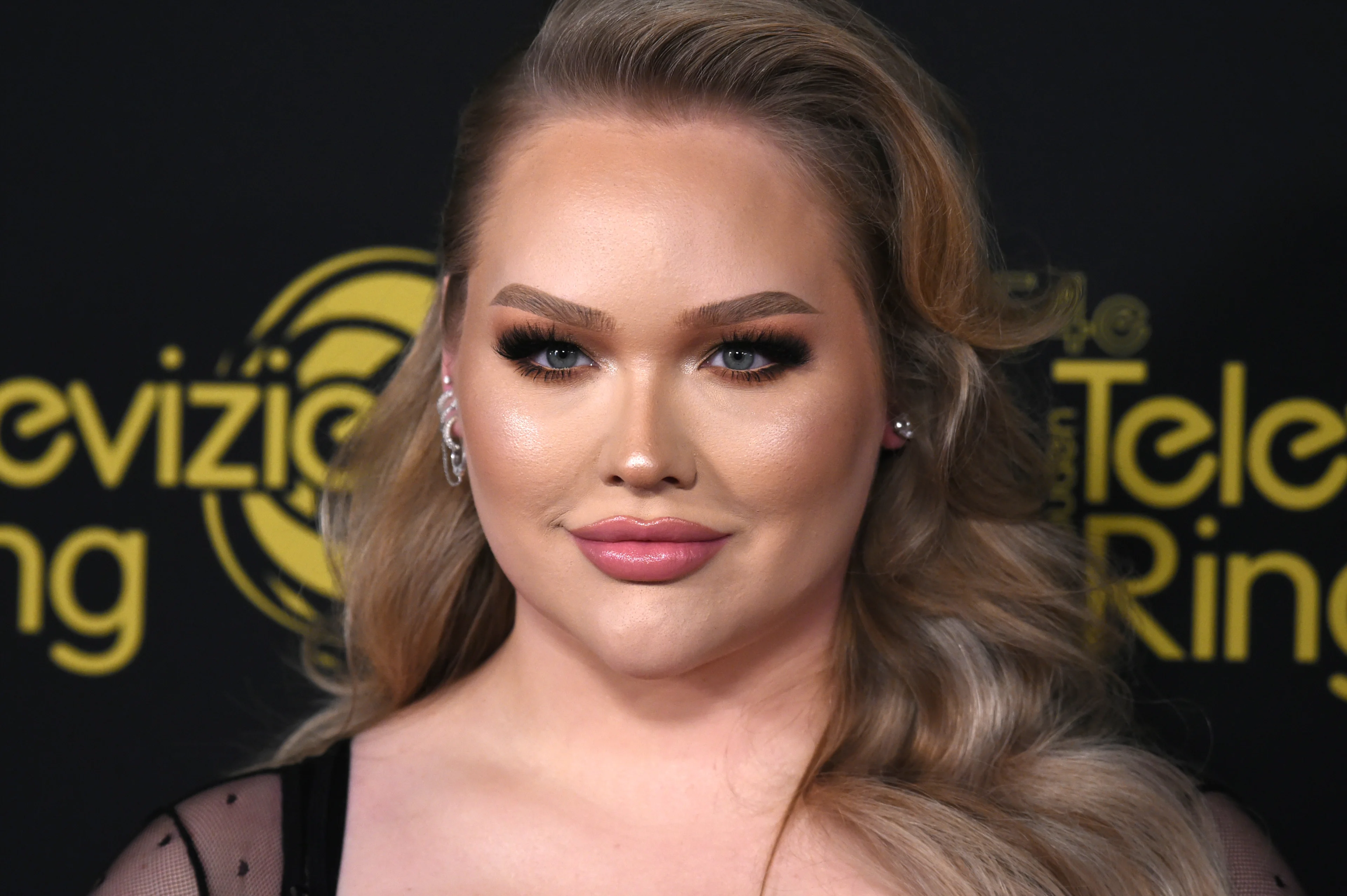 Nikkie de Jager wint Nickelodeon Kids' Choice Award