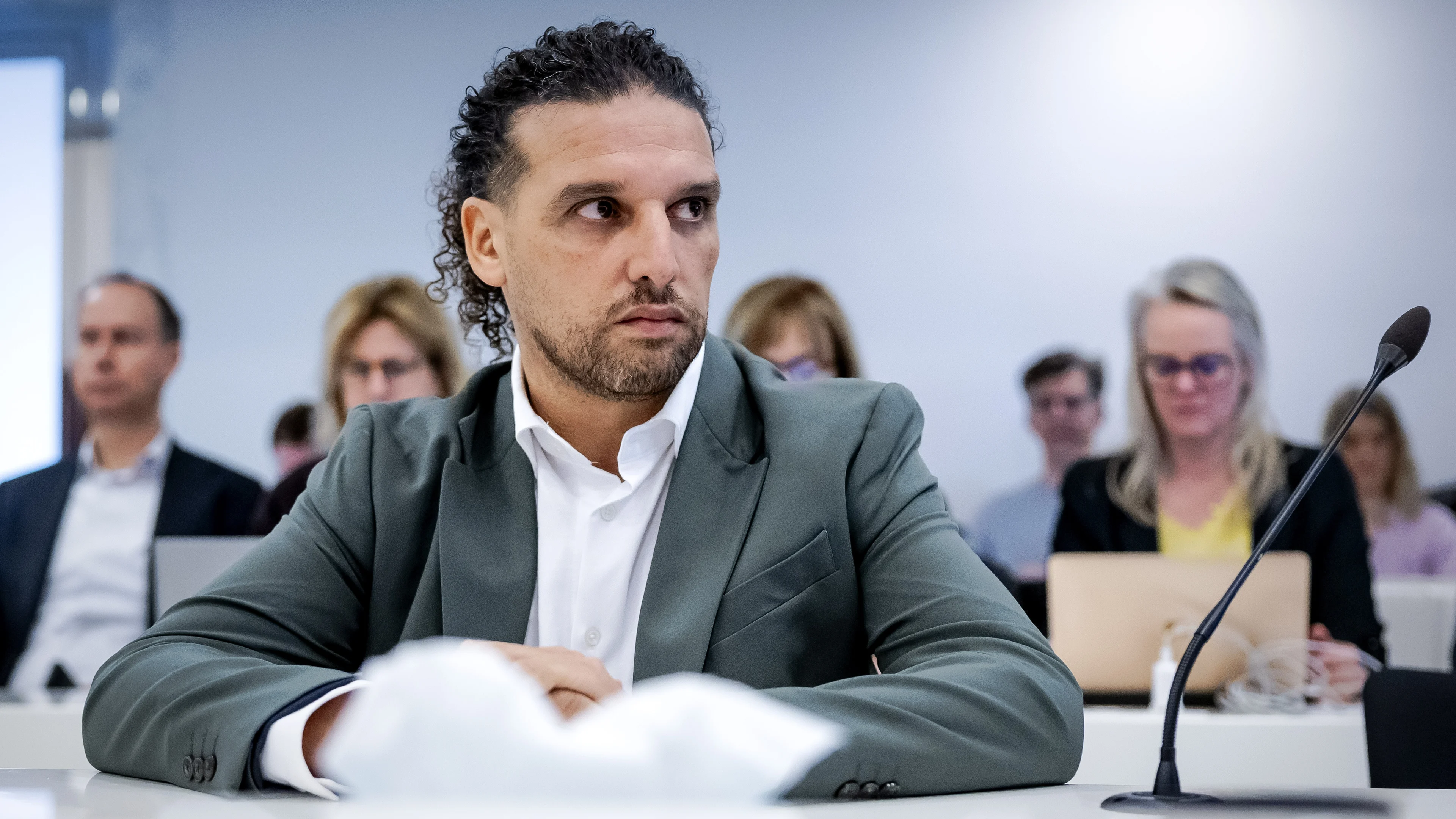 LIVE rechtszaak Ali B | Advocaat Ali B aangedaan door beschuldiging OM