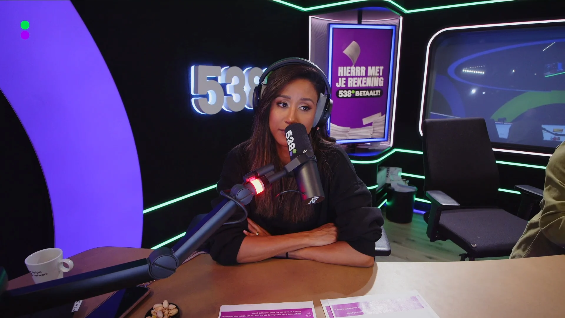 Katja Schuurman en Babette van Veen over Het Grote Ademnood Discobal (KIJK Radio 538)