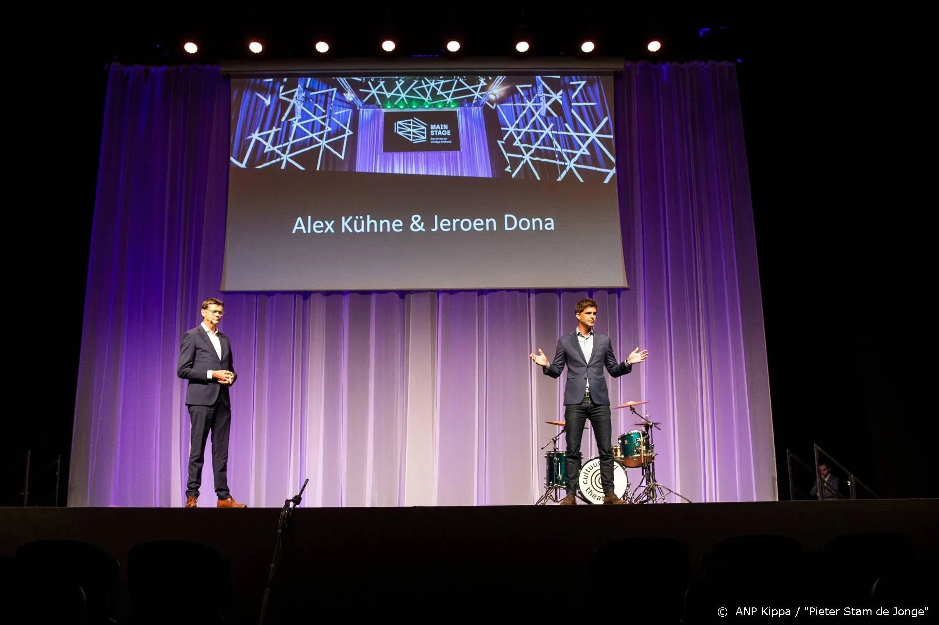 Dona en Kühne: Mainstage is concreet en uniek idee