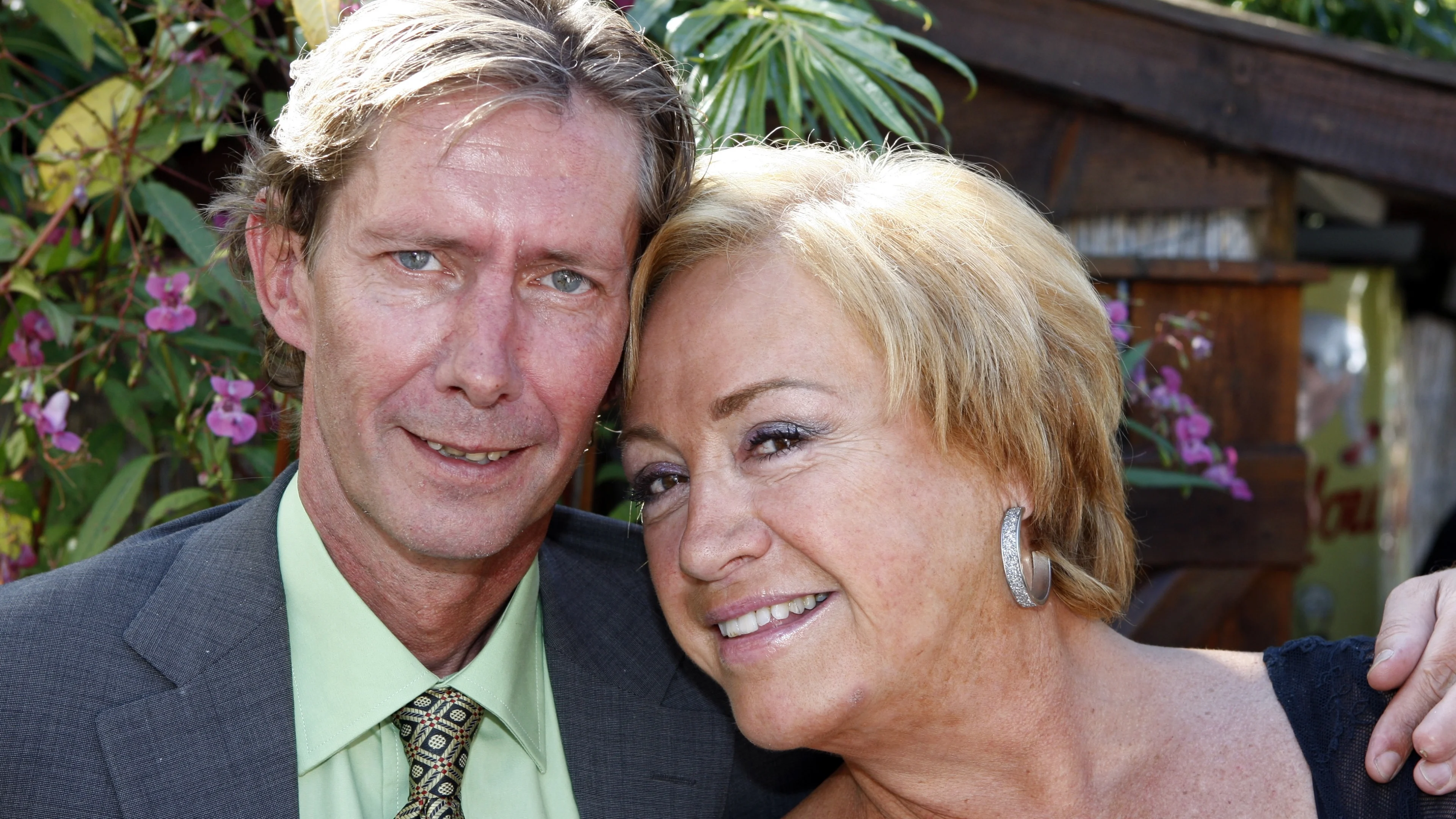 Weduwnaar Viola Holt heeft inmiddels nieuwe liefde gevonden