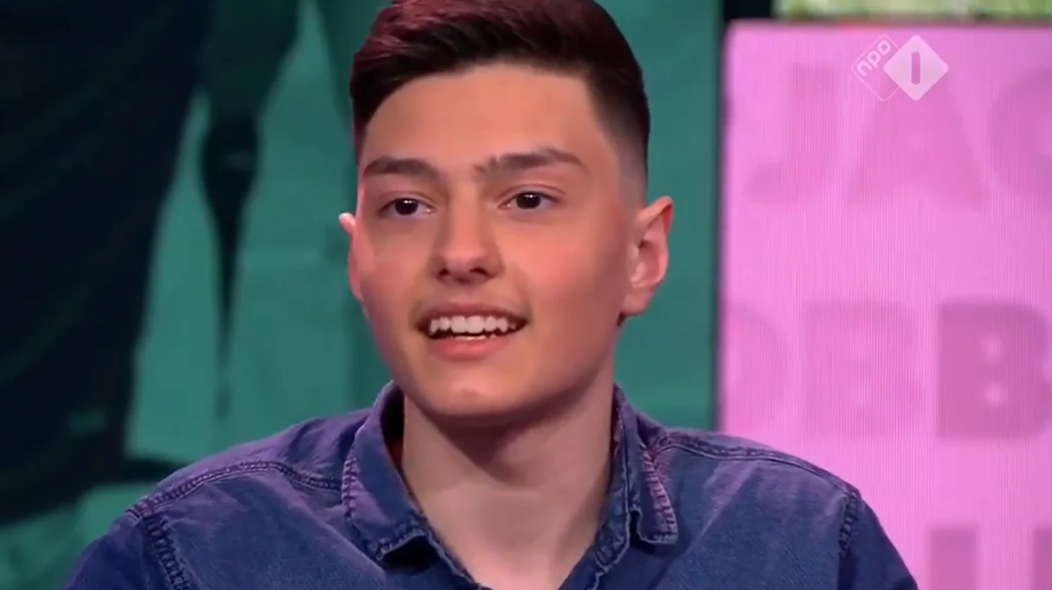 Kijkers in tranen door Jacob (13) in De Vooravond