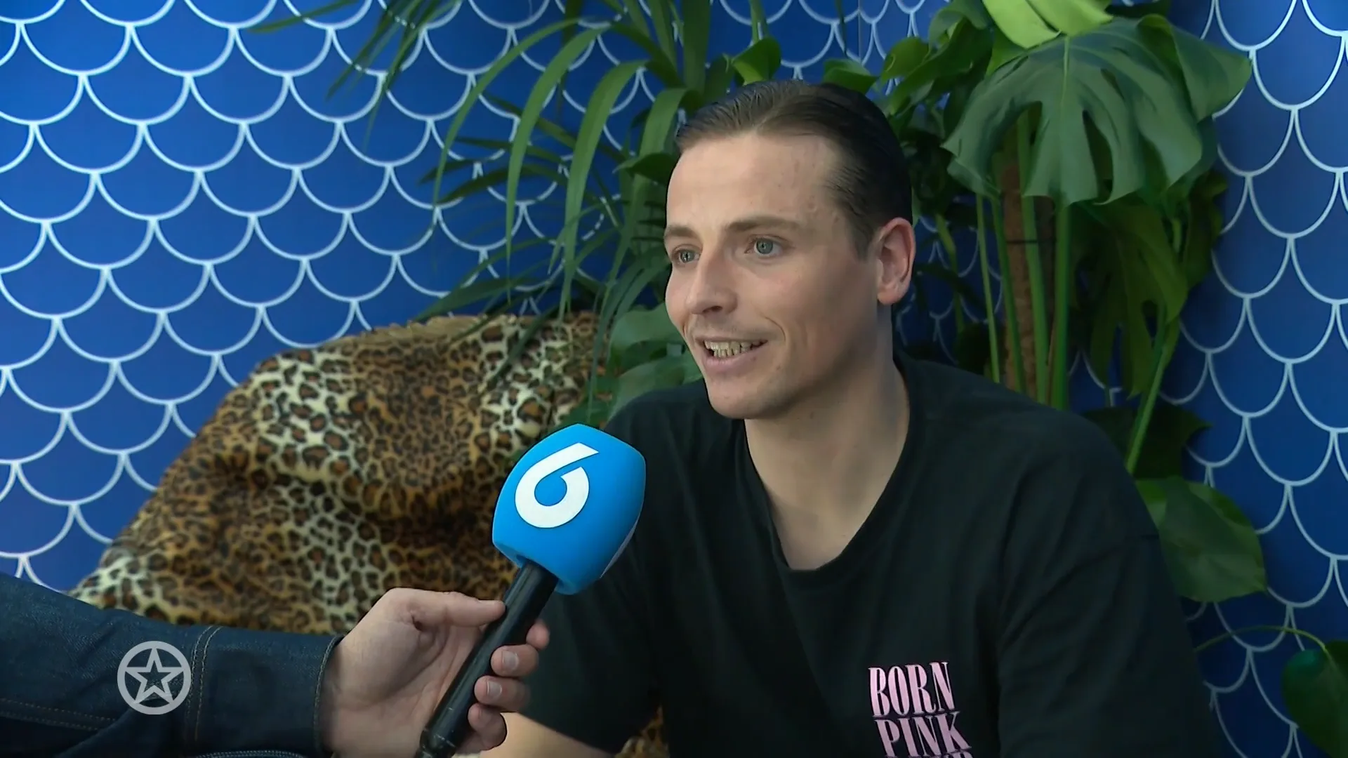 Nederlandse danser uit Finse songfestivalact over zenuwen en grensoverschrijdend gedrag