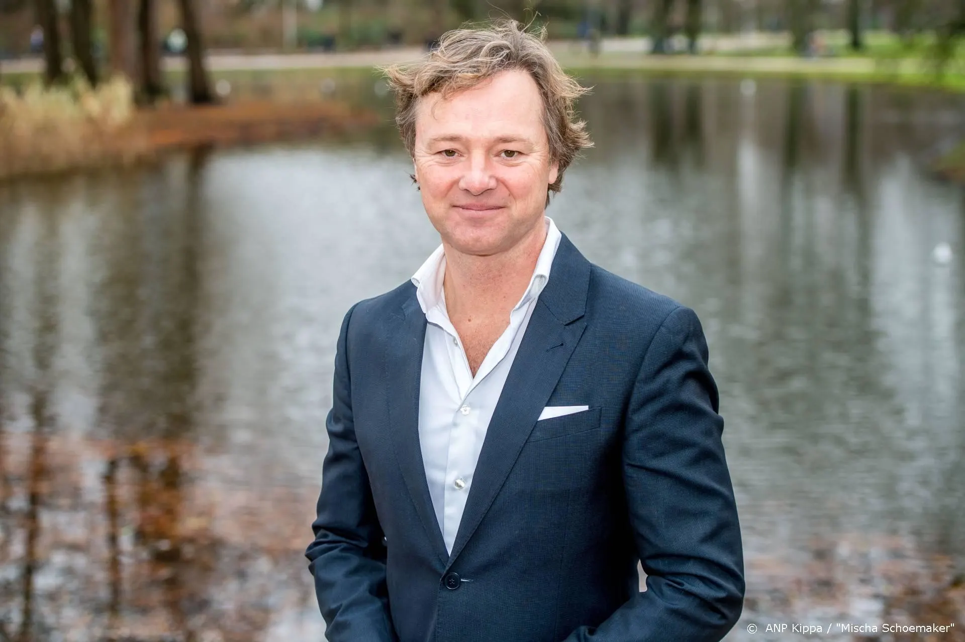 Frits Sissing presenteert ondanks quarantaine Musical Sing-a-Long