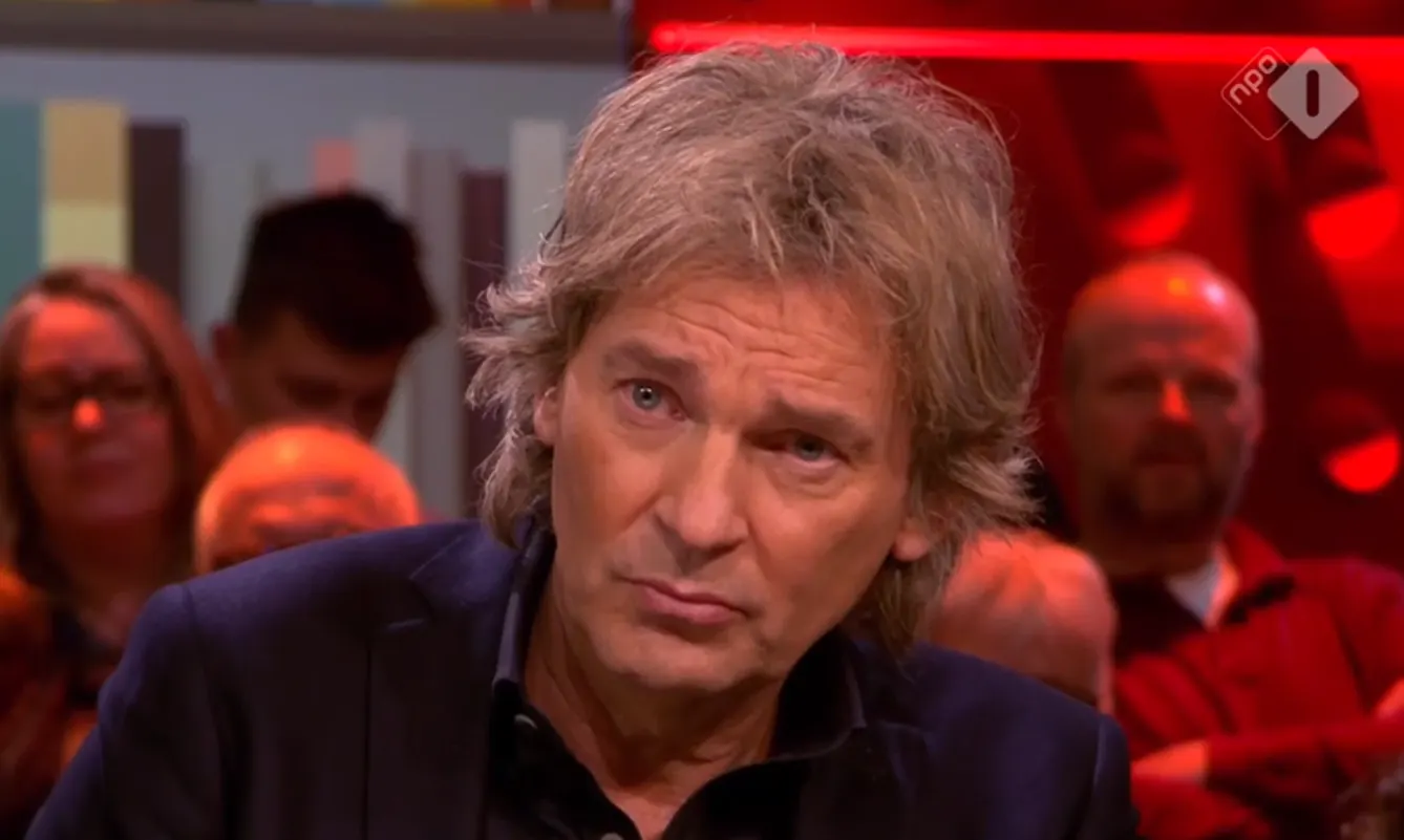 Brexit-liedje in DWDD met de grond gelijk gemaakt