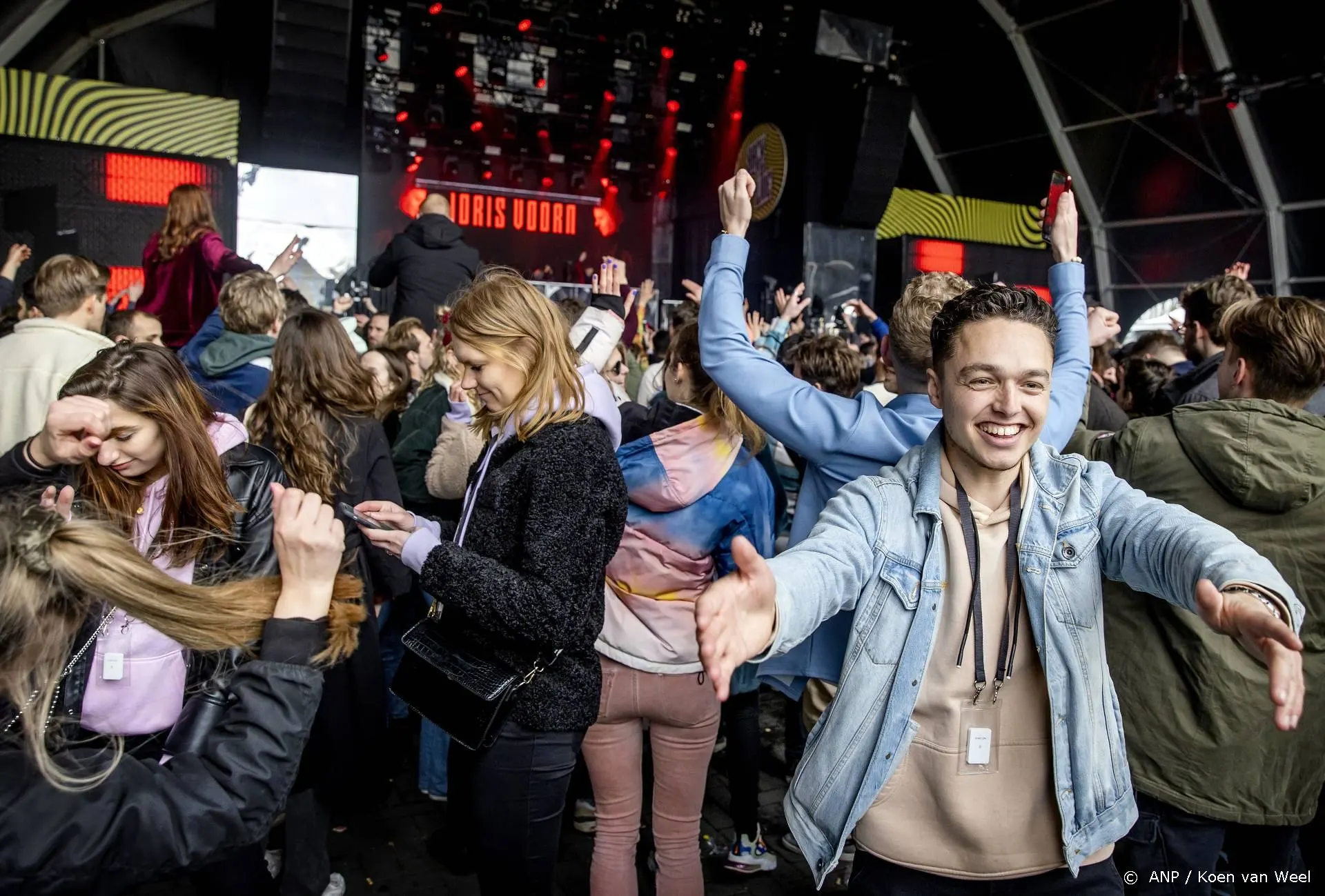 Bezorgd OMT pleit voor andere regels bij proefevenementen