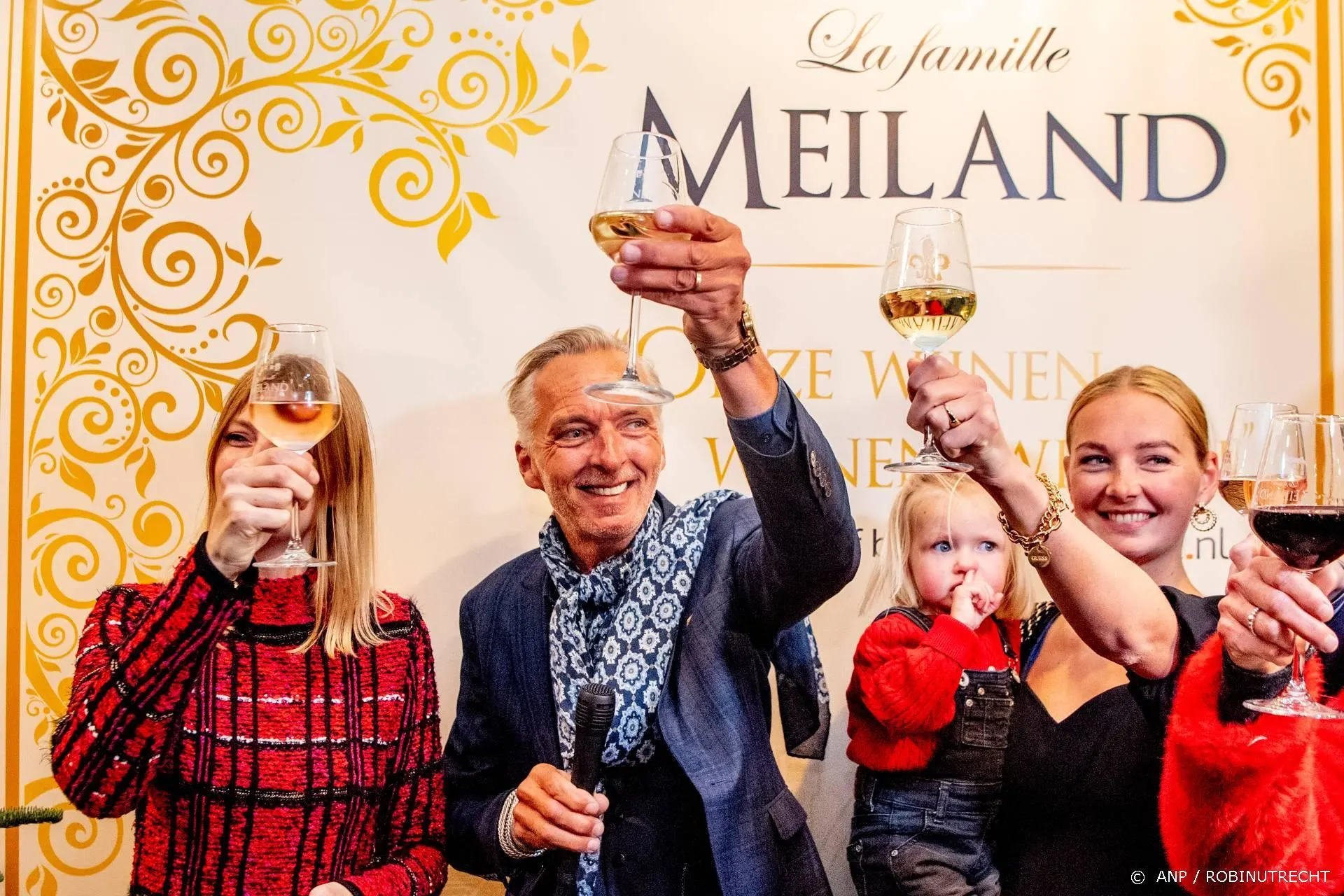 Rumag haalt ook kleding met Meiland-quote uit webshop