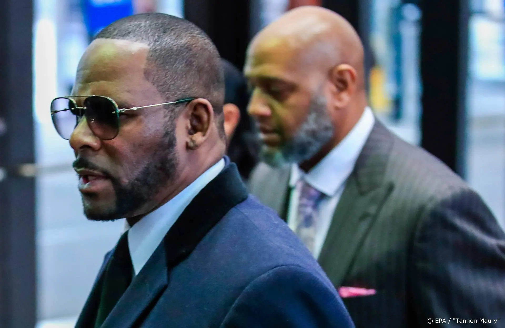 Vriendin weg bij R. Kelly
