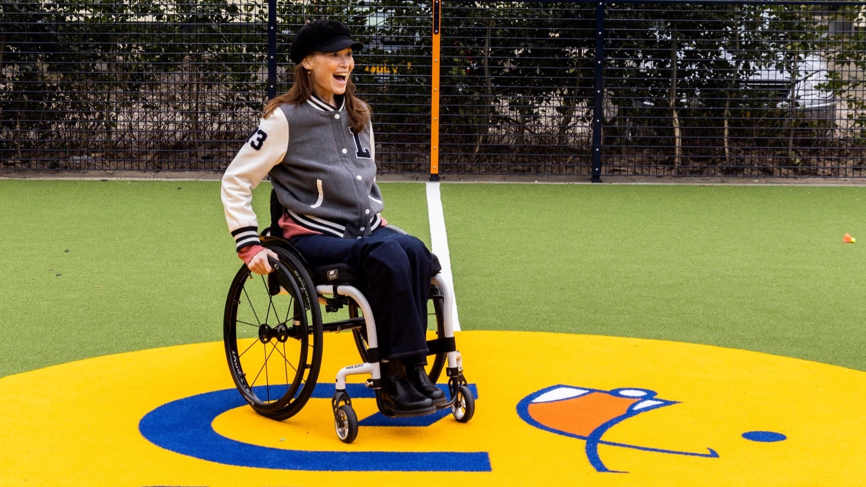 Bibian Mentel opent haar eigen Cruyff Court