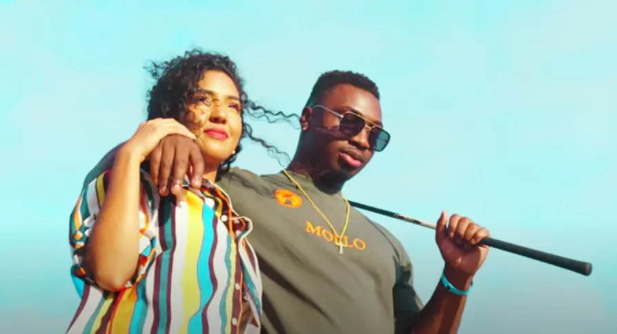 Justice Toch maakt clip met 'Kylie Jenner van Aruba'